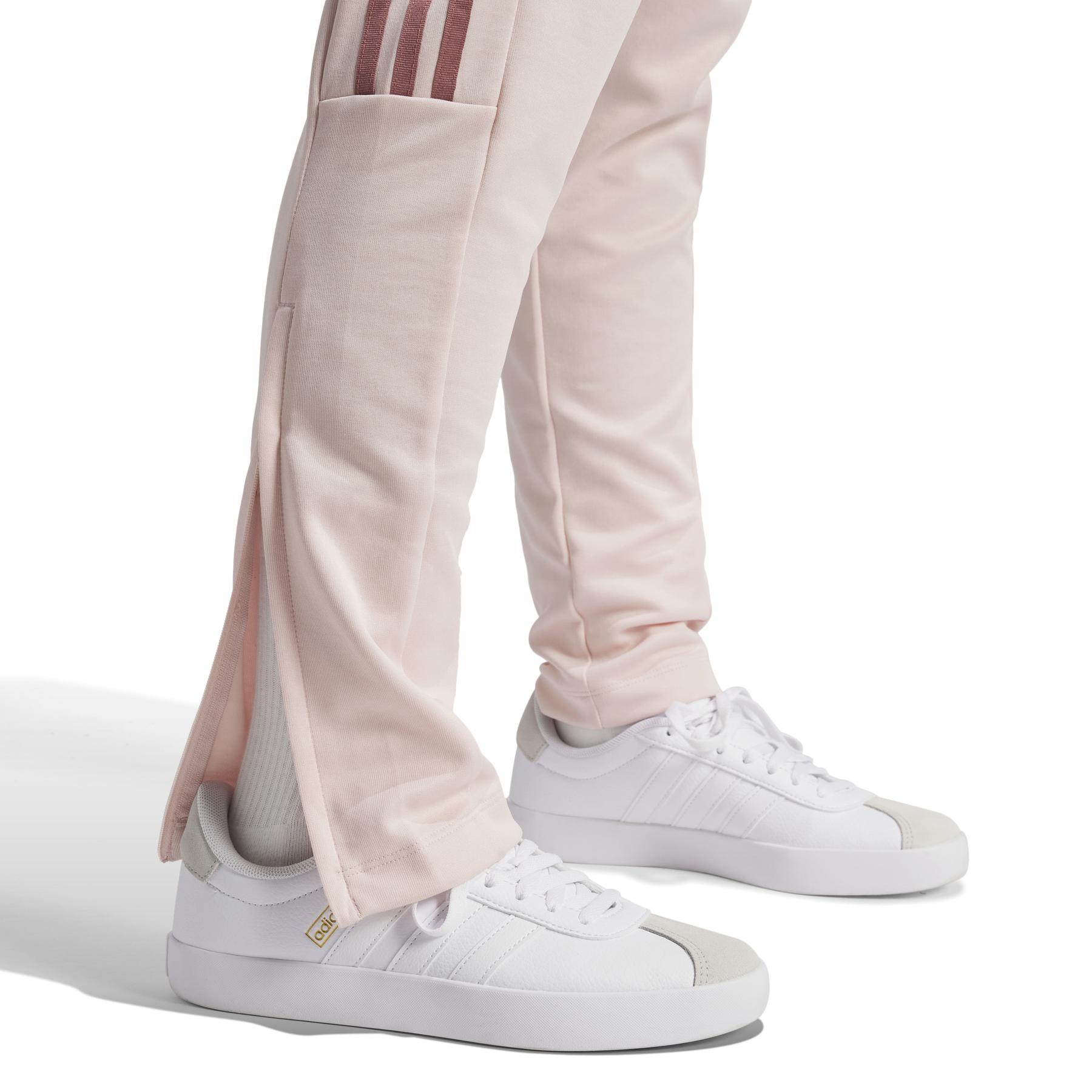 a/d/adidas_ix3508_8_apparel_on_model_detail_view_2_white.jpg