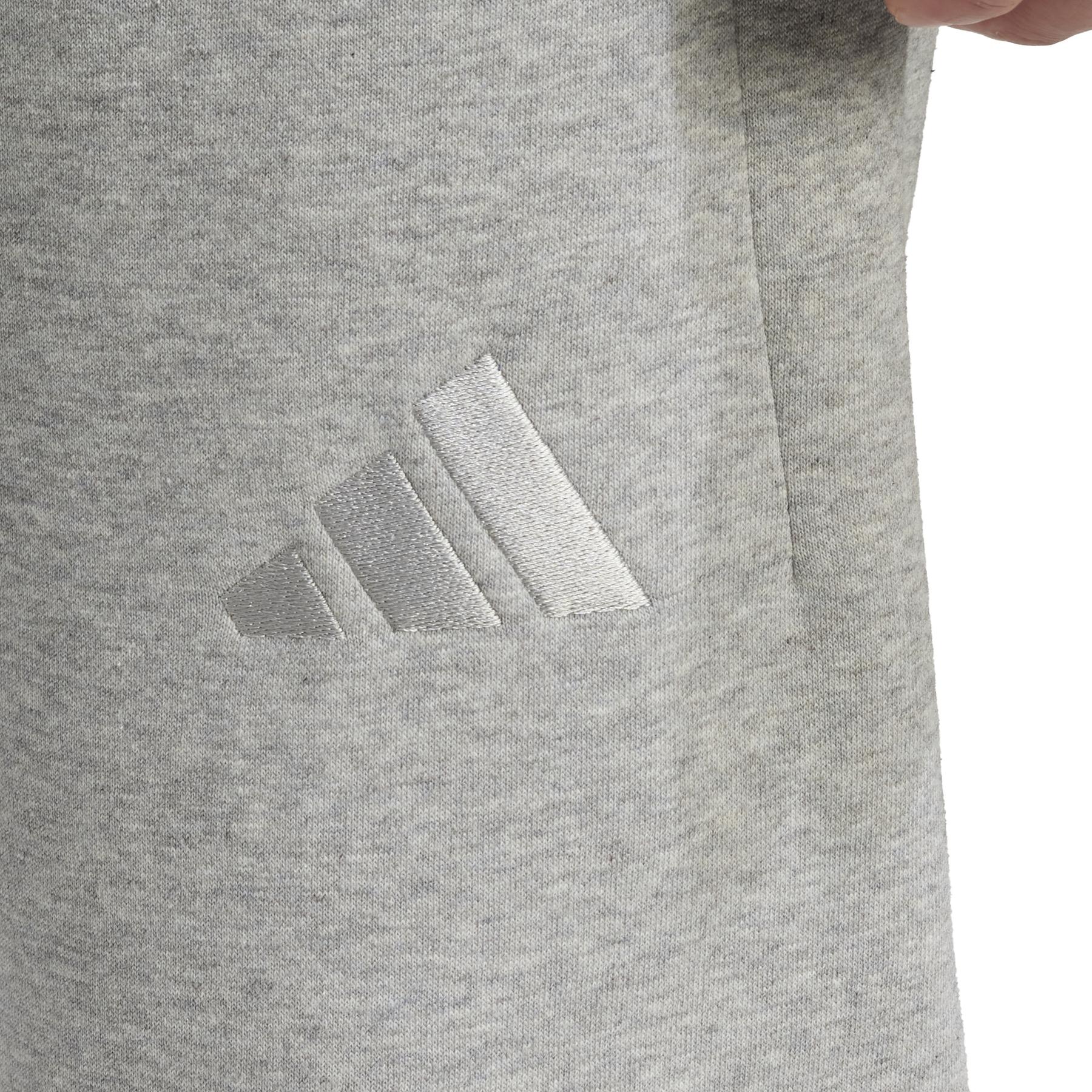 product/a/d/adidas_iy4148_8_apparel_on_model_detail_view_1_white.jpg