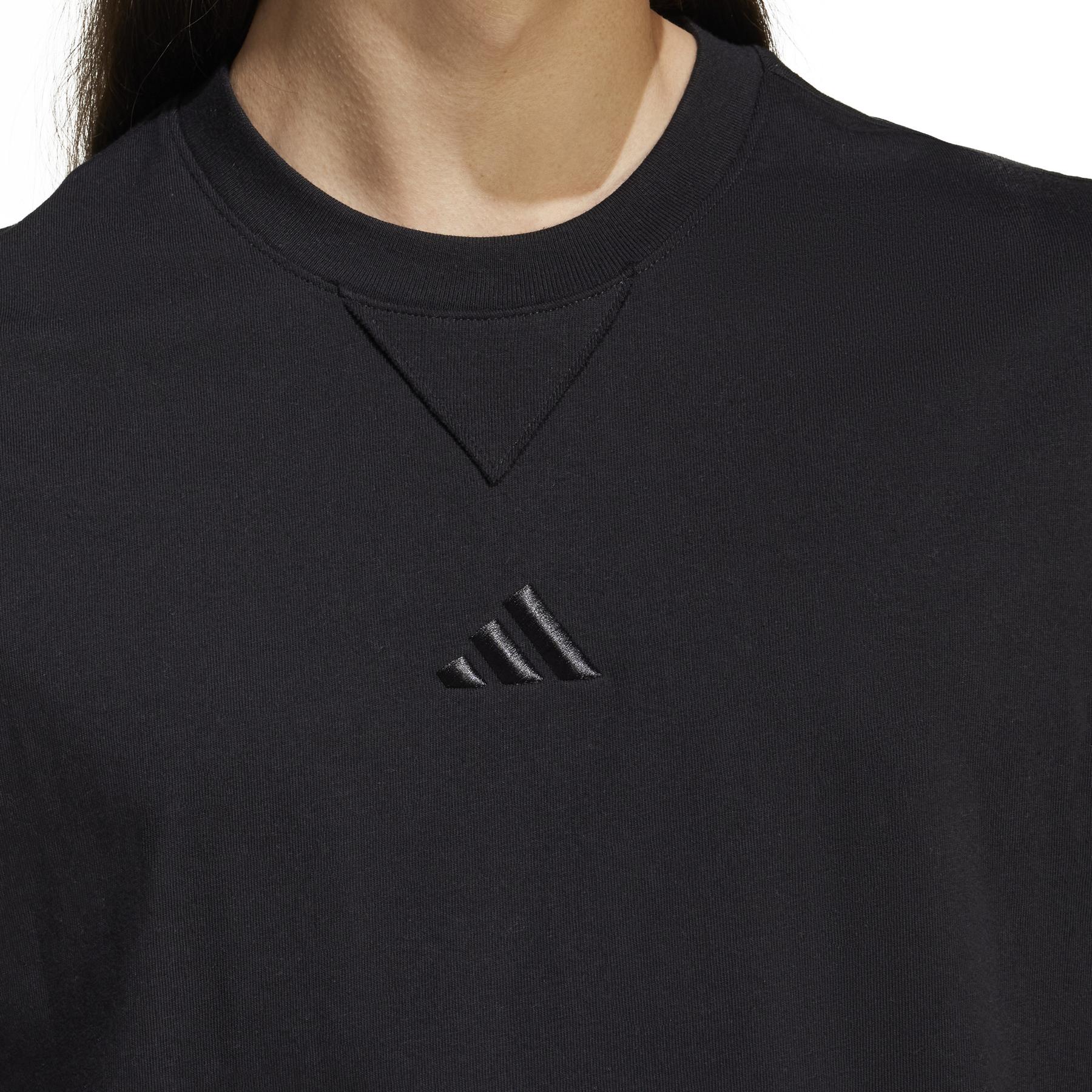 product/a/d/adidas_iy4150_8_apparel_on_model_detail_view_1_white.jpg