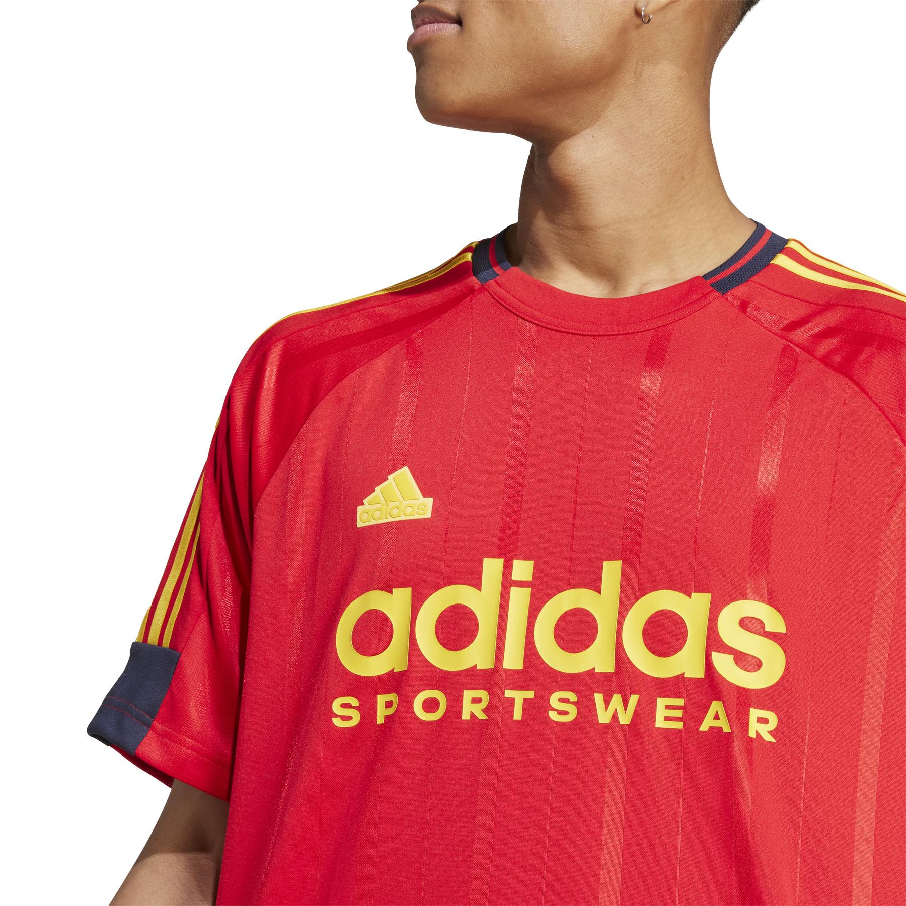 product/a/d/adidas_iy4507_7_apparel_on_model_detail_view_1_white.jpg