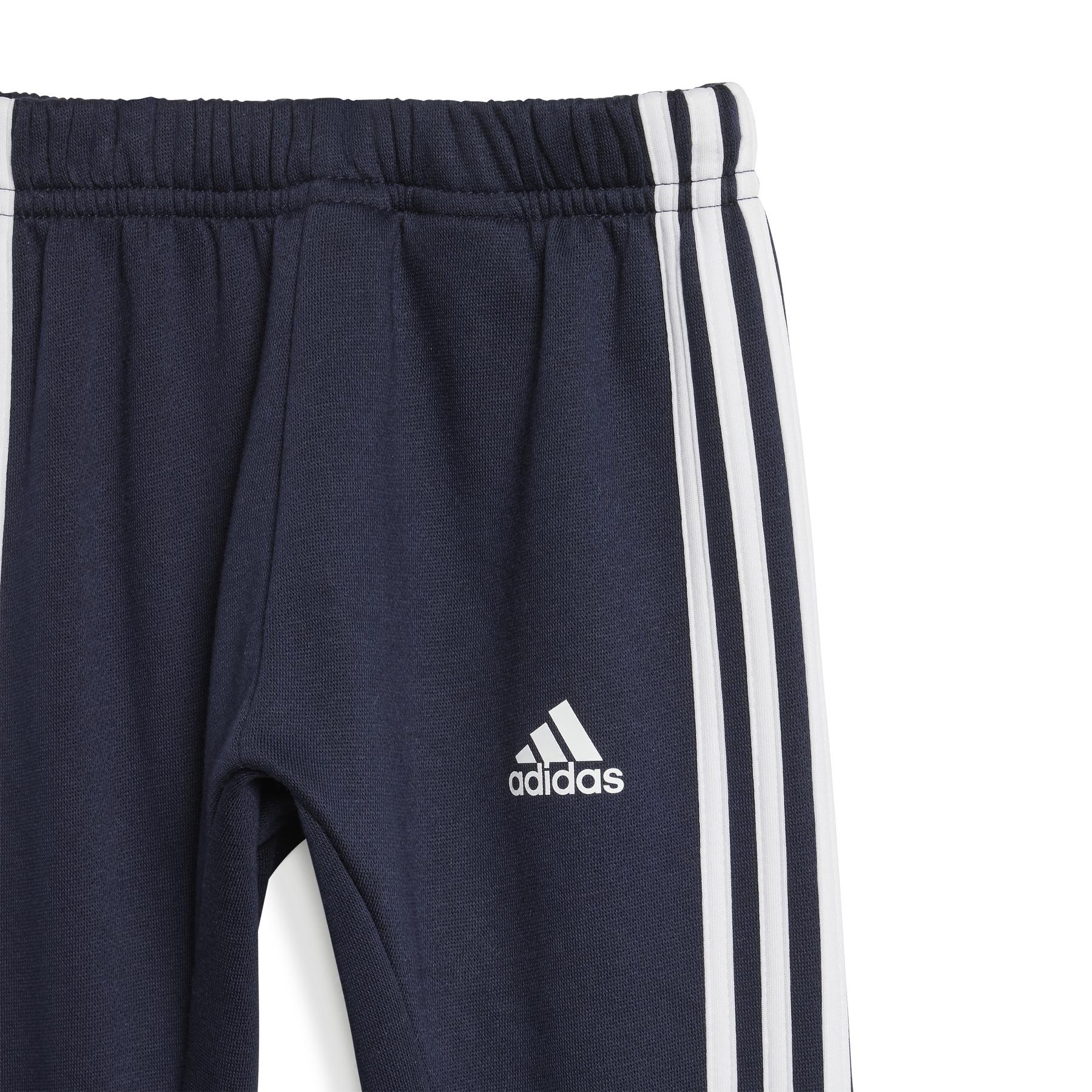 a/d/adidas_iy9957_5_apparel_photography_detail_view_3_white.jpg
