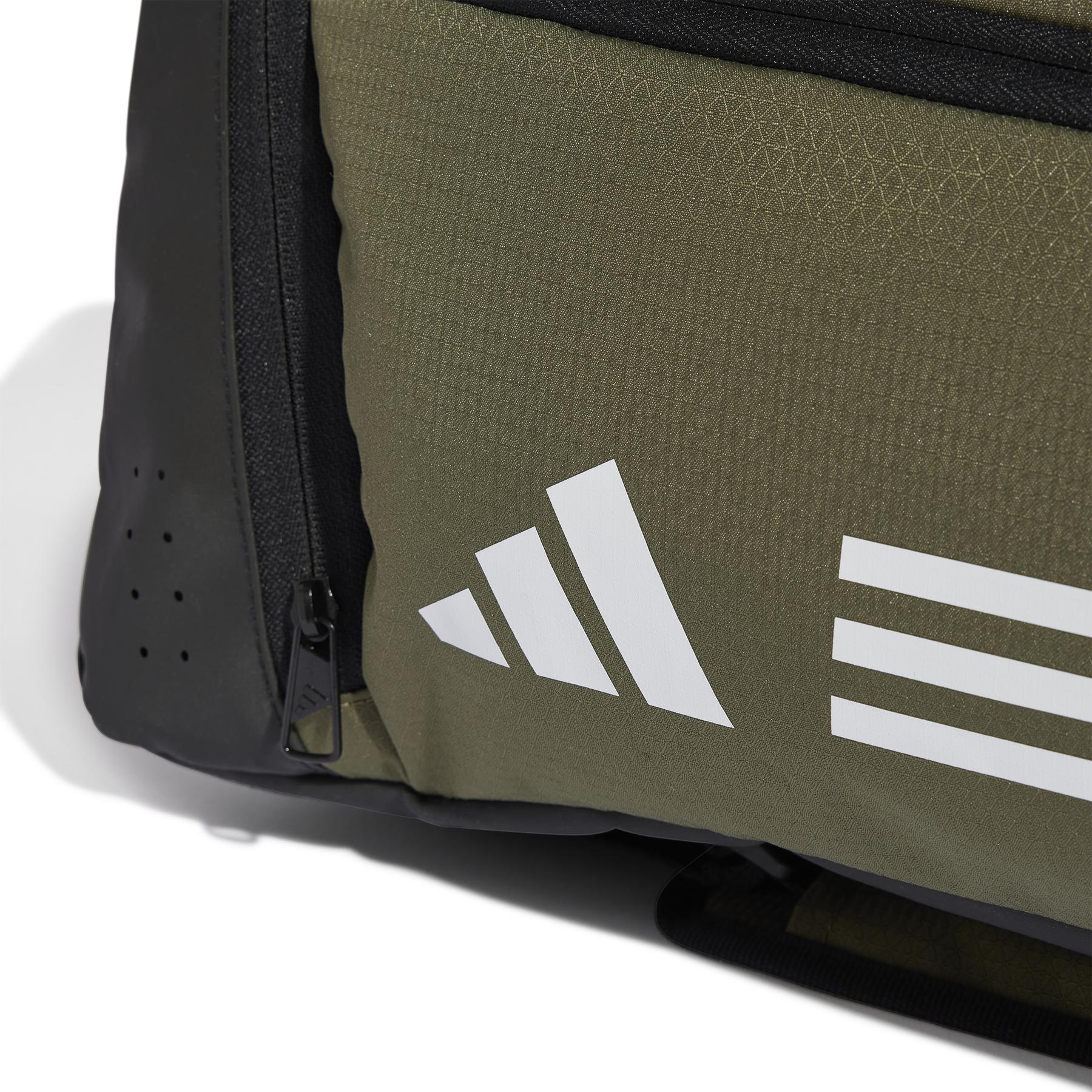 product/a/d/adidas_iz1907_4_hardware_photography_detail_view_1_white.jpg