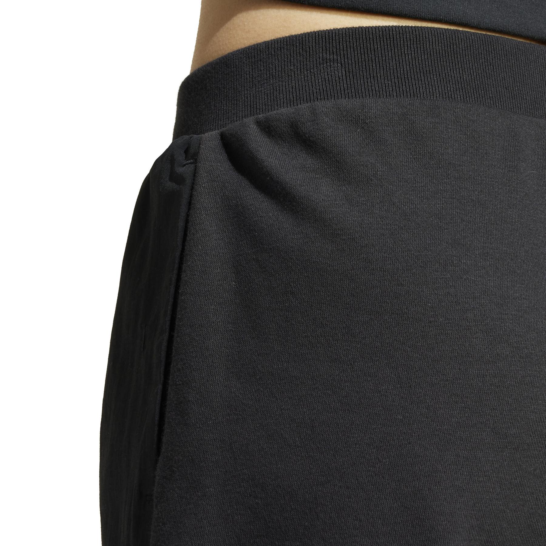 a/d/adidas_jc5105_5_apparel_on_model_detail_view_1_white.jpg