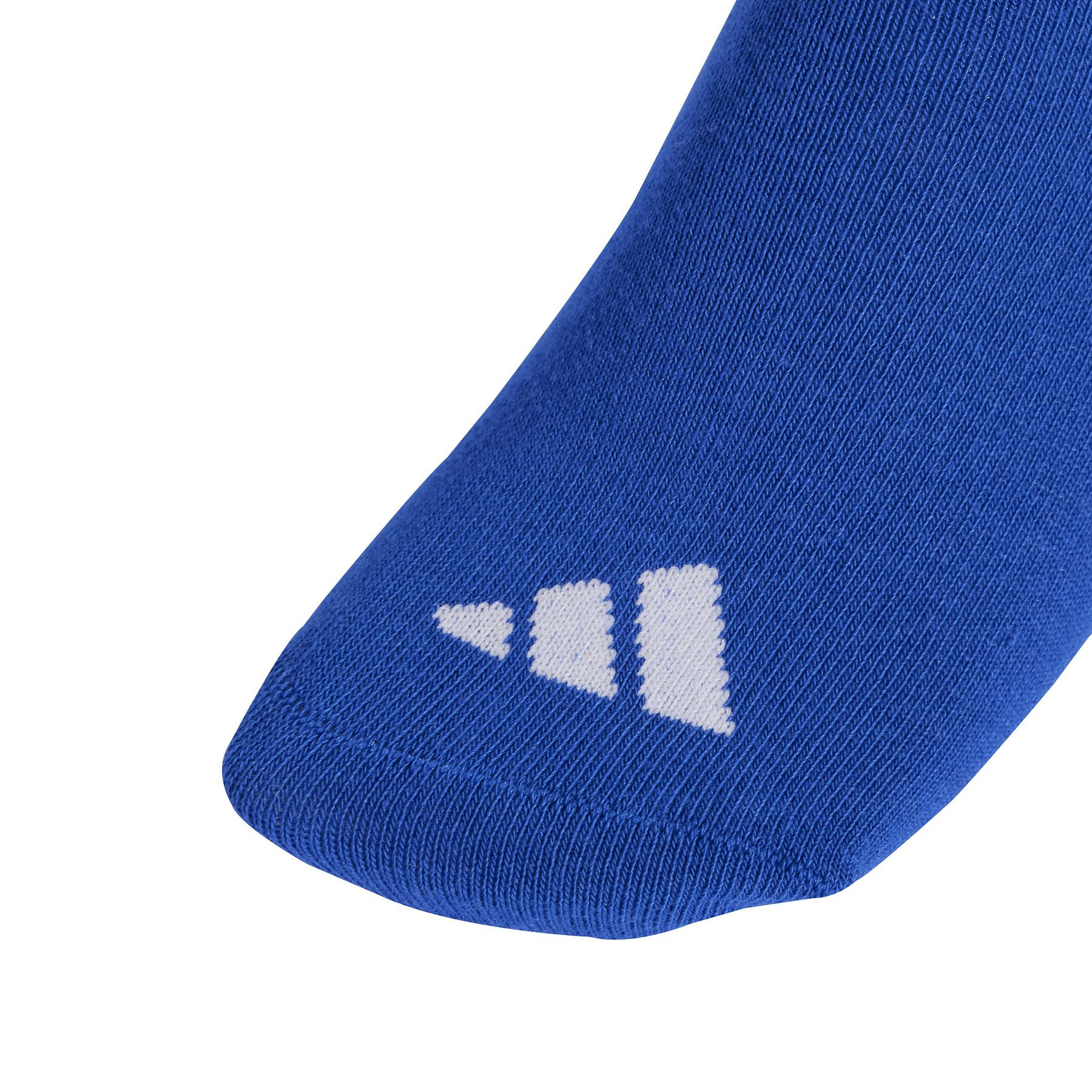 product/a/d/adidas_jd1348_white-white-royblu_5.jpg