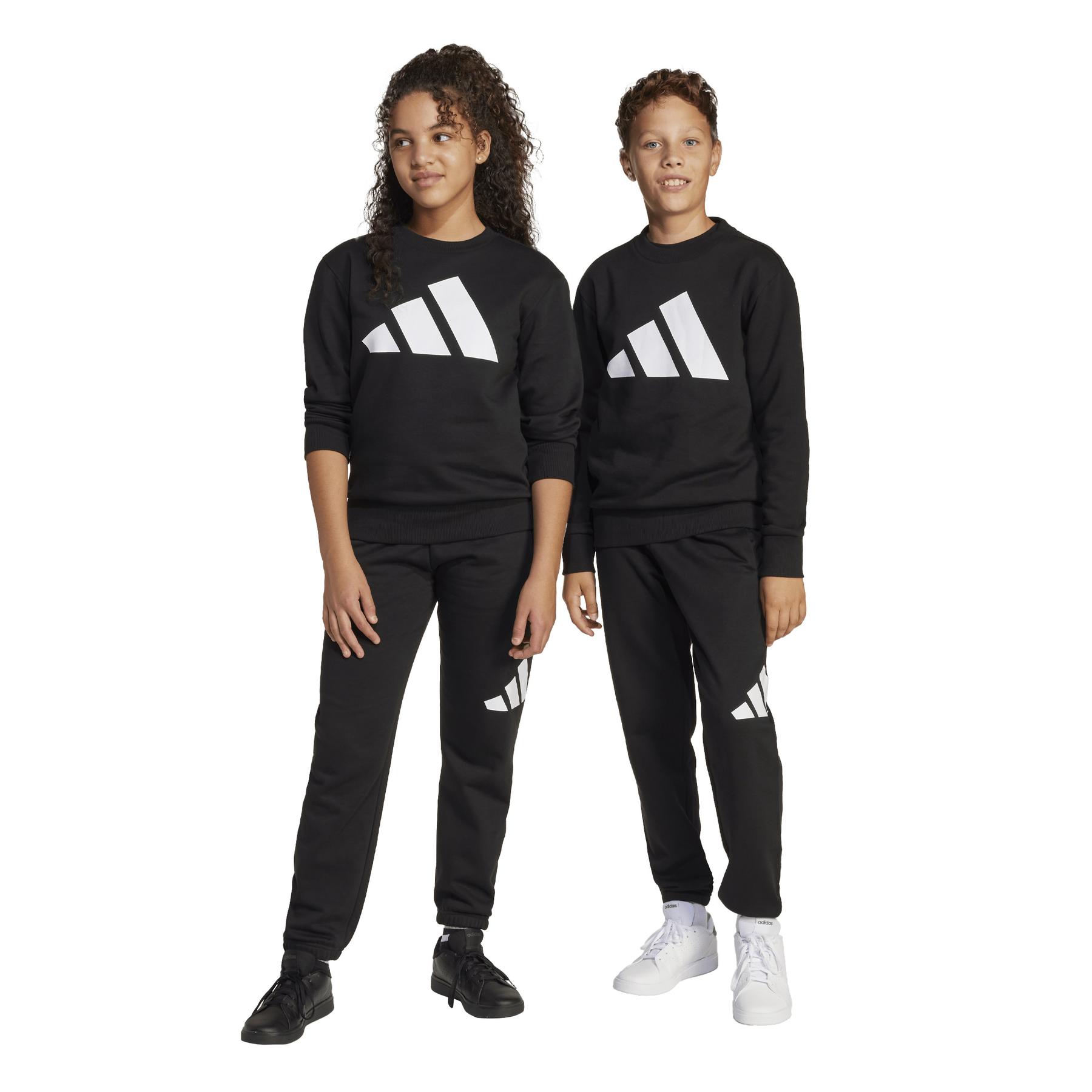 product/a/d/adidas_jd2098_white-black_10.jpg