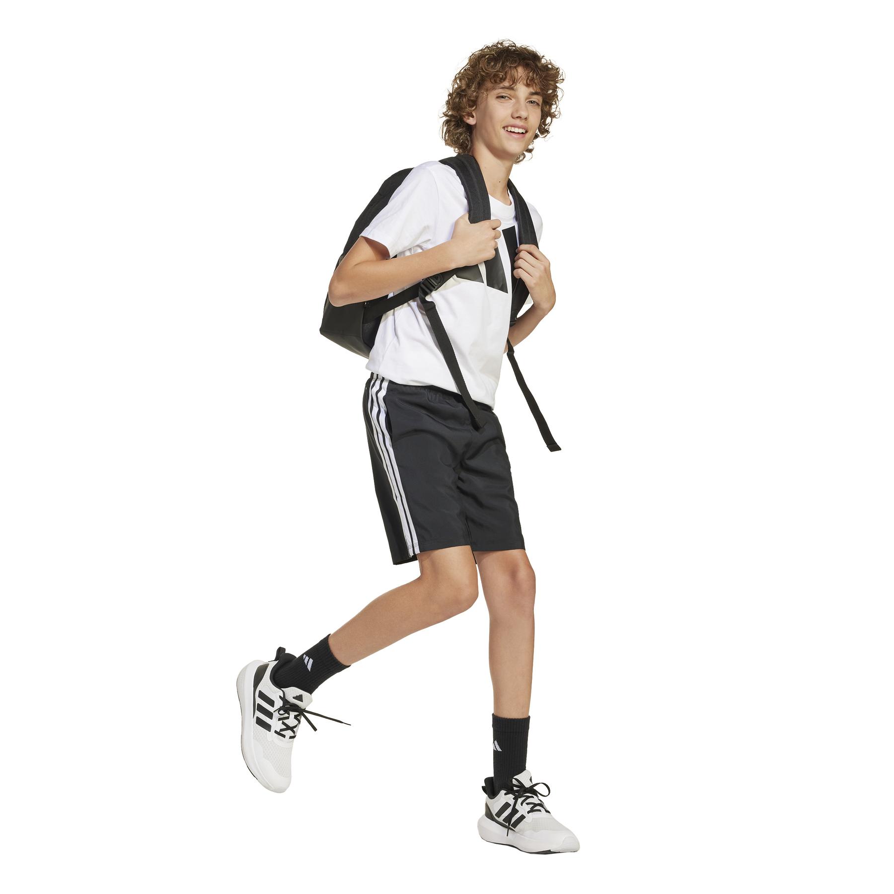 product/a/d/adidas_jd8189_black-white_10.jpg