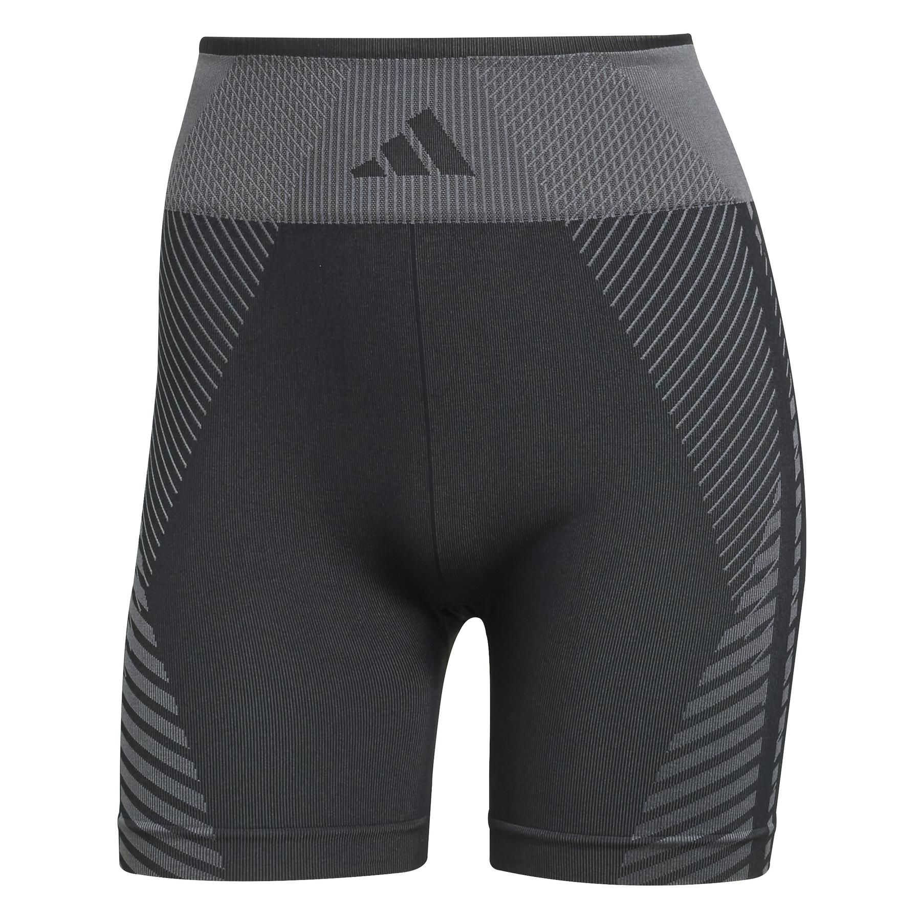 product/a/d/adidas_je3210_black-gresix_1.jpg