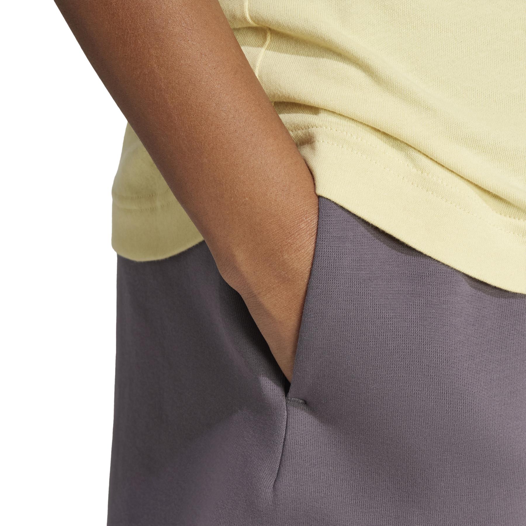 a/d/adidas_je3998_5_apparel_on_model_detail_view_1_white.jpg