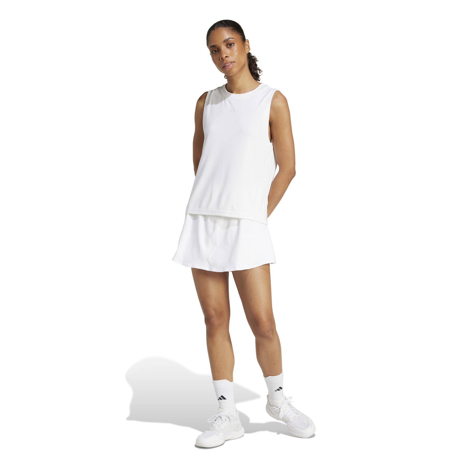 a/d/adidas_je7102_7_apparel_on_model_standard_outfit_view_white.jpg