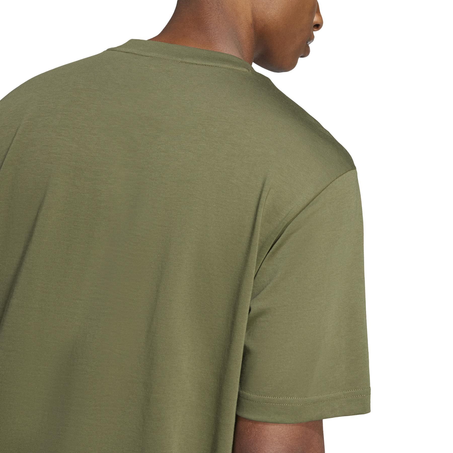 product/a/d/adidas_je8931_7_apparel_on_model_detail_view_2_white.jpg
