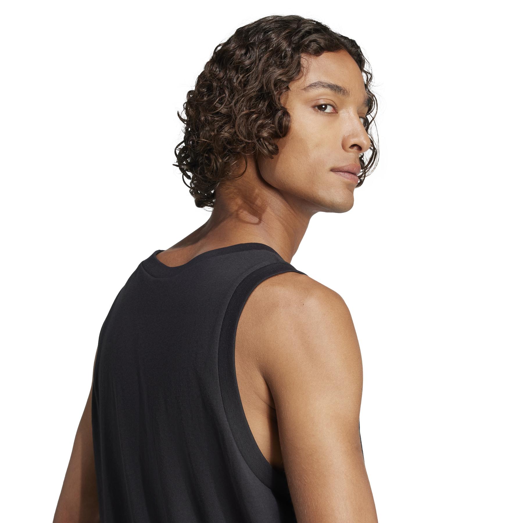 product/a/d/adidas_je8986_black-white_8.jpg