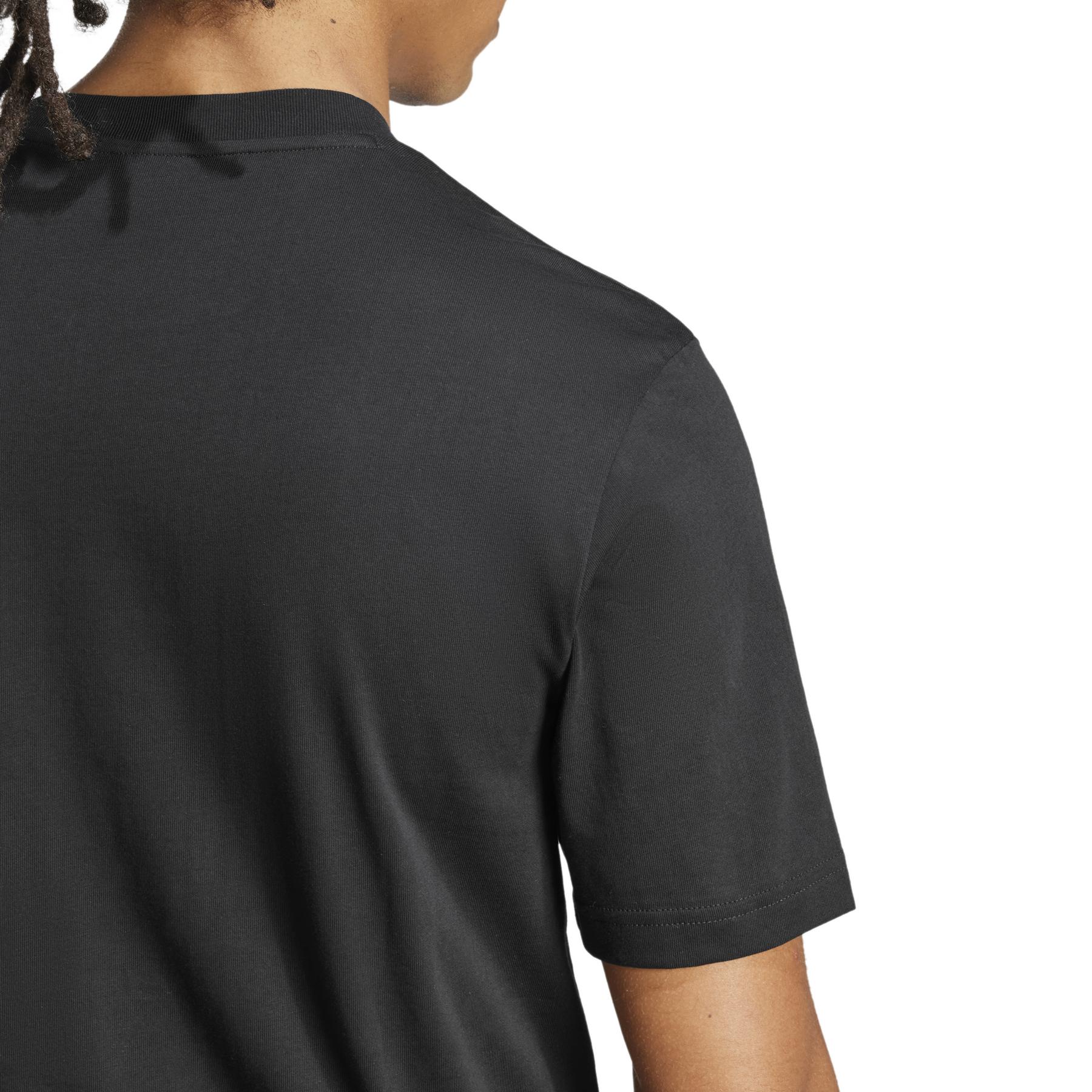 a/d/adidas_je9024_7_apparel_on_model_detail_view_2_white.jpg