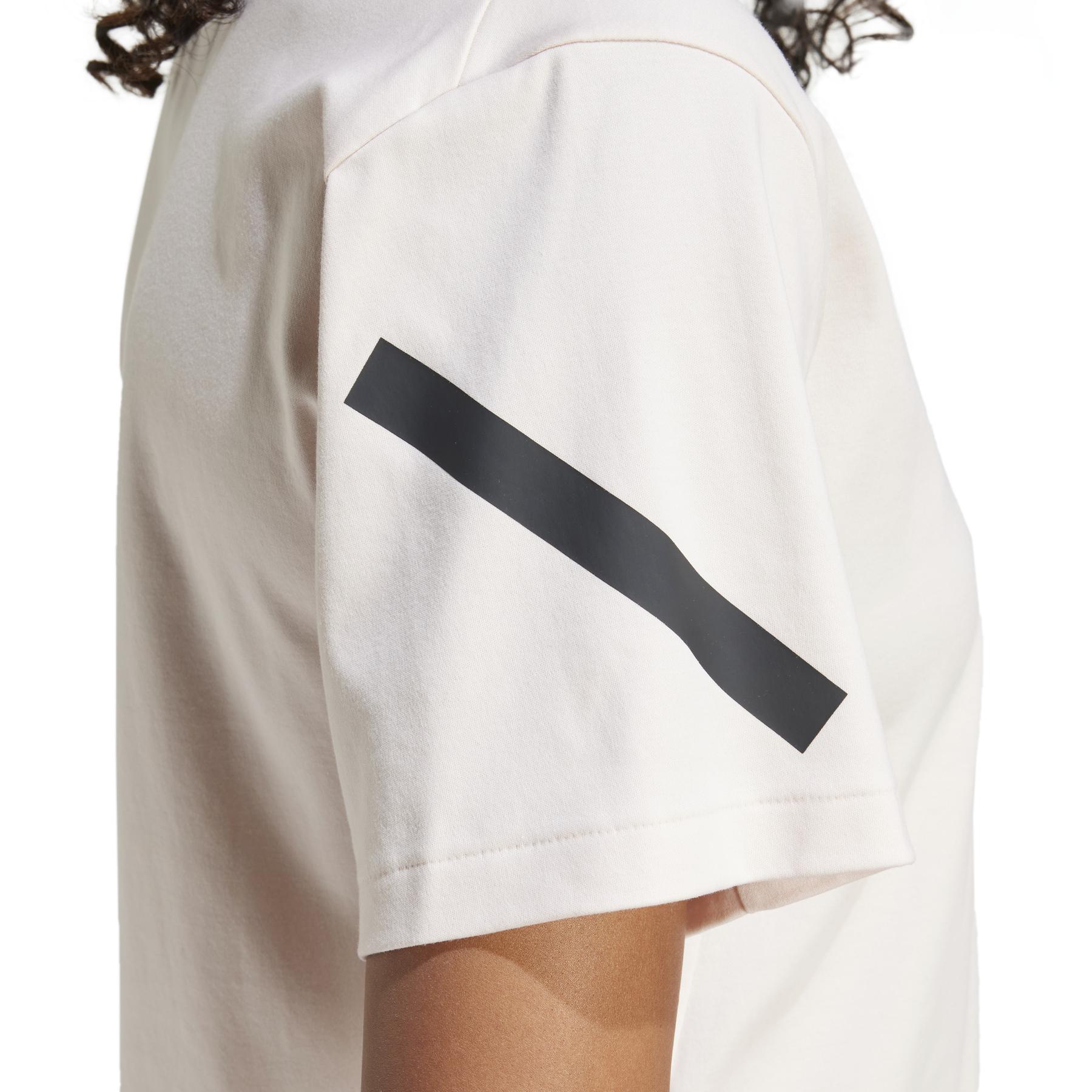 product/a/d/adidas_jf4781_7_apparel_on_model_detail_view_1_white.jpg