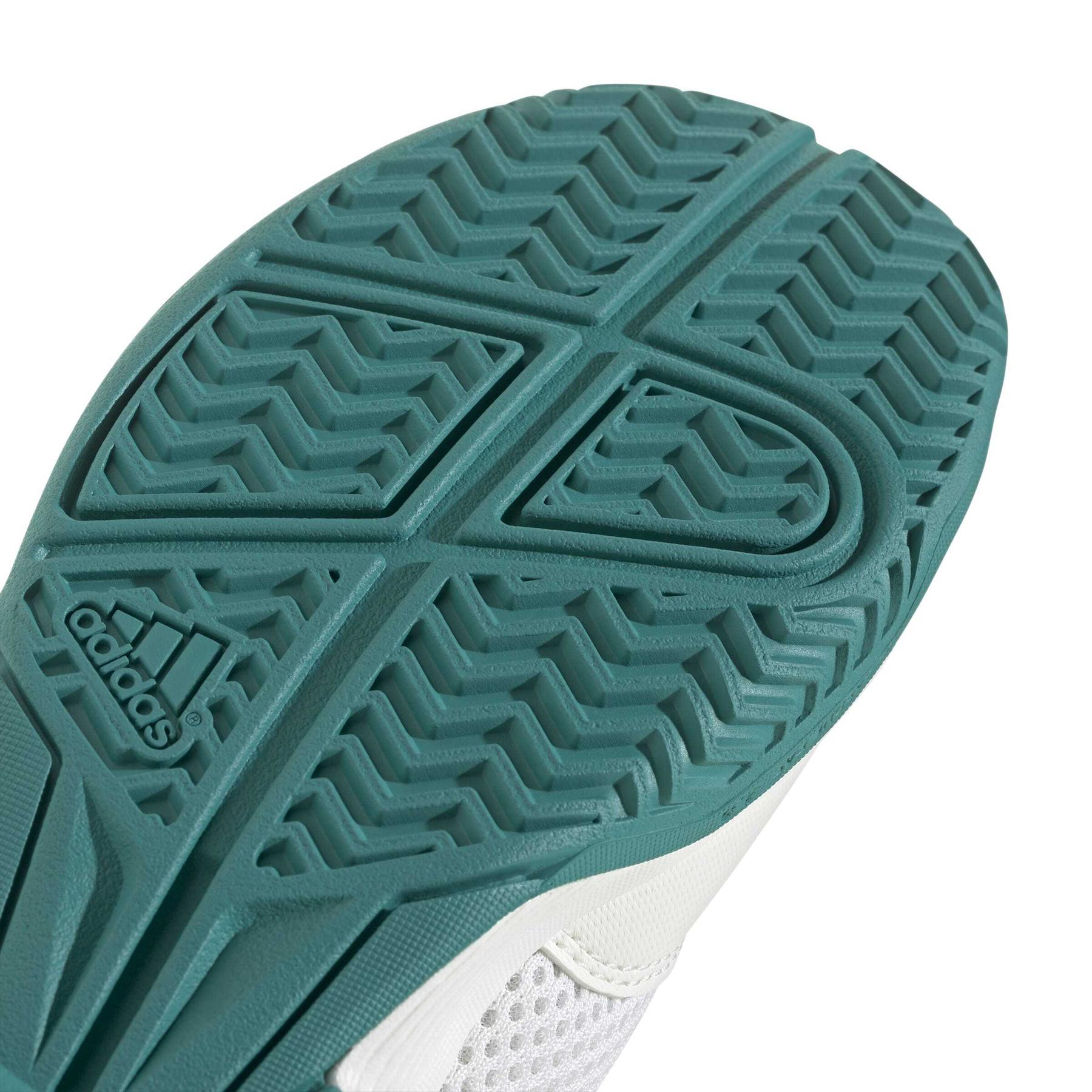 product/a/d/adidas_jh5123_8_footwear_photography_detail_view_1_white-nw091625.jpg