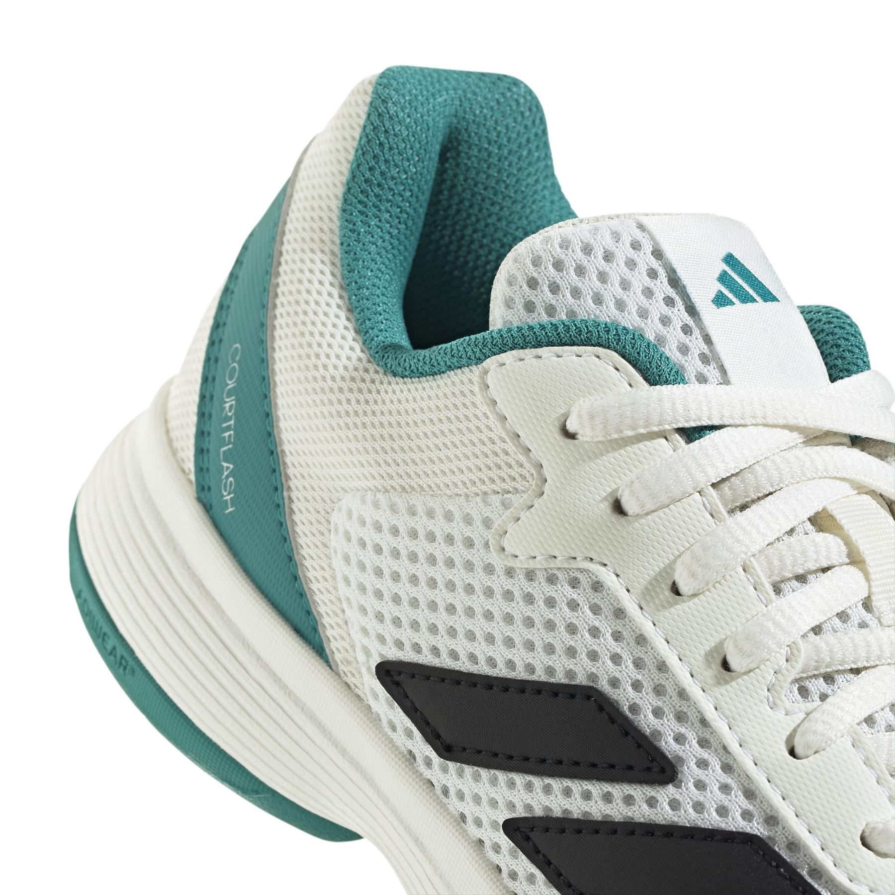 product/a/d/adidas_jh5123_9_footwear_photography_detail_view_2_white-nw091625.jpg