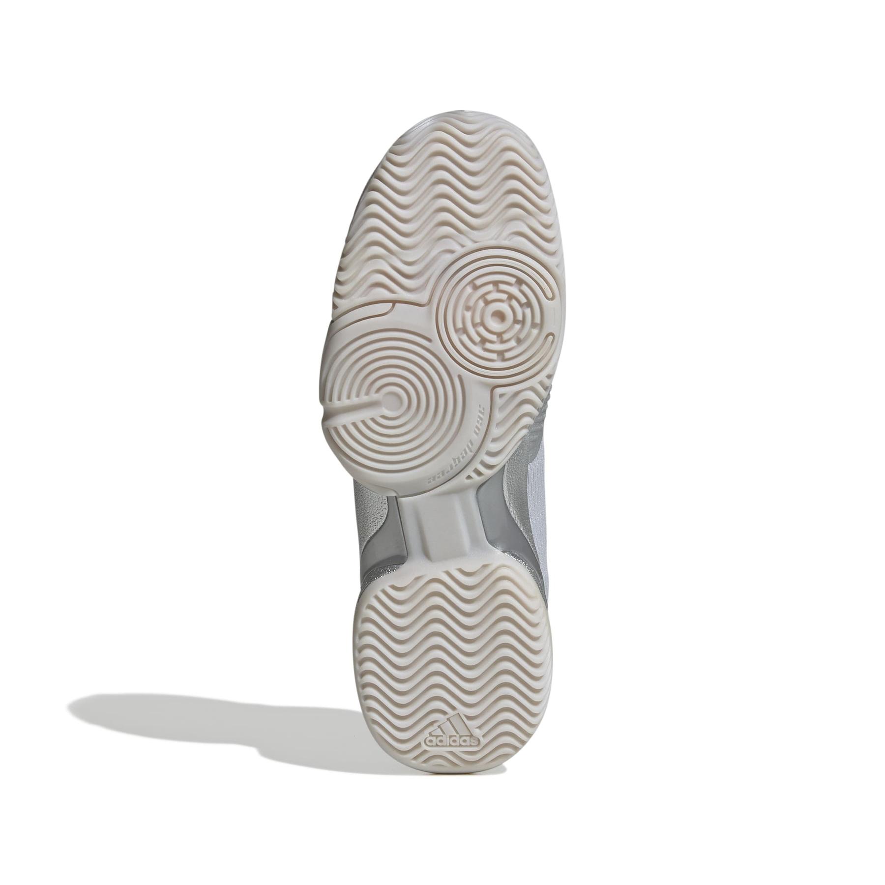 product/a/d/adidas_jh5128_4_footwear_photography_bottom_view_white-nw091625.jpg