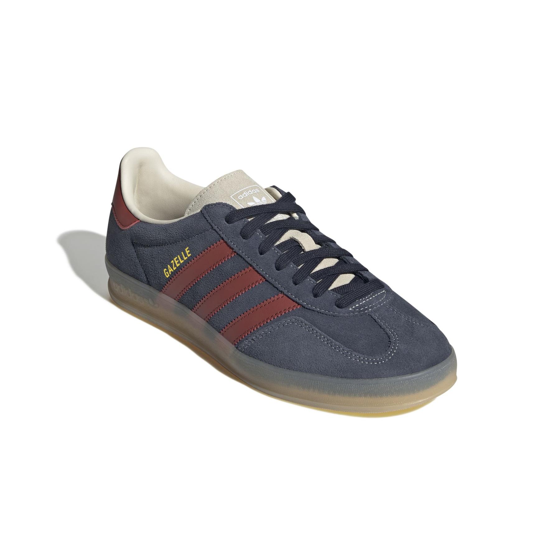 product/a/d/adidas_jh5404_6_footwear_photography_front_lateral_top_view_white.jpg