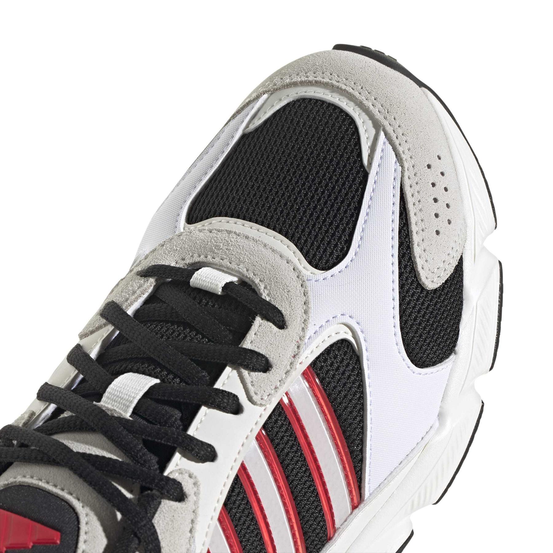 product/a/d/adidas_jh6846_9_footwear_photography_detail_view_2_white-nw091625.jpg