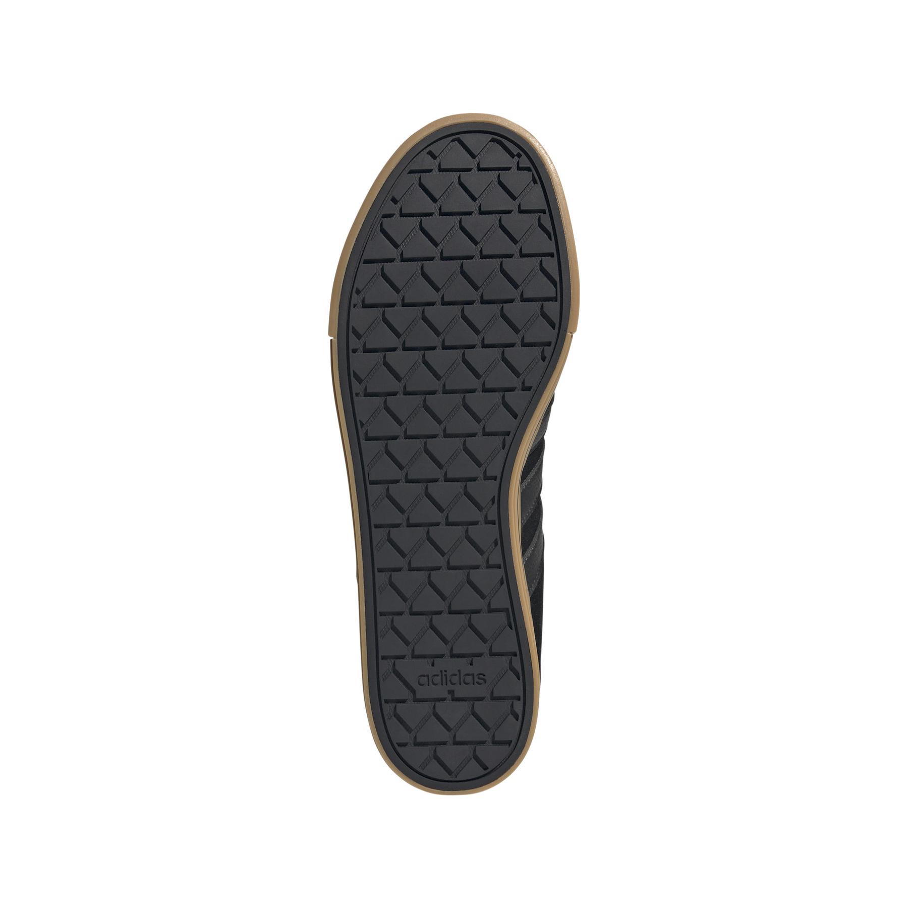 a/d/adidas_jh6930_cblack-carbon-gum10_4.jpg