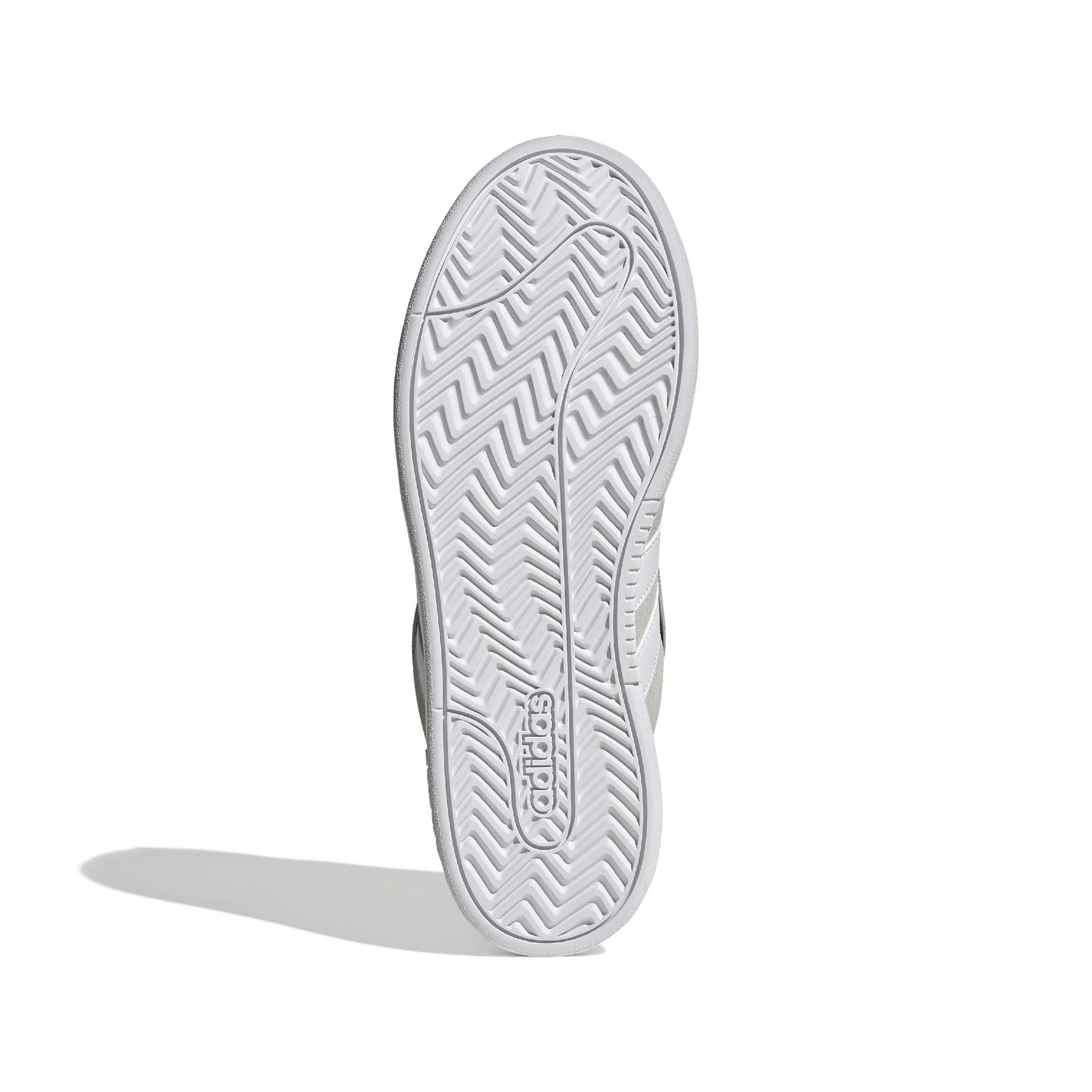 product/a/d/adidas_jh7234_4_footwear_photography_bottom_view_white-nw110824.jpg