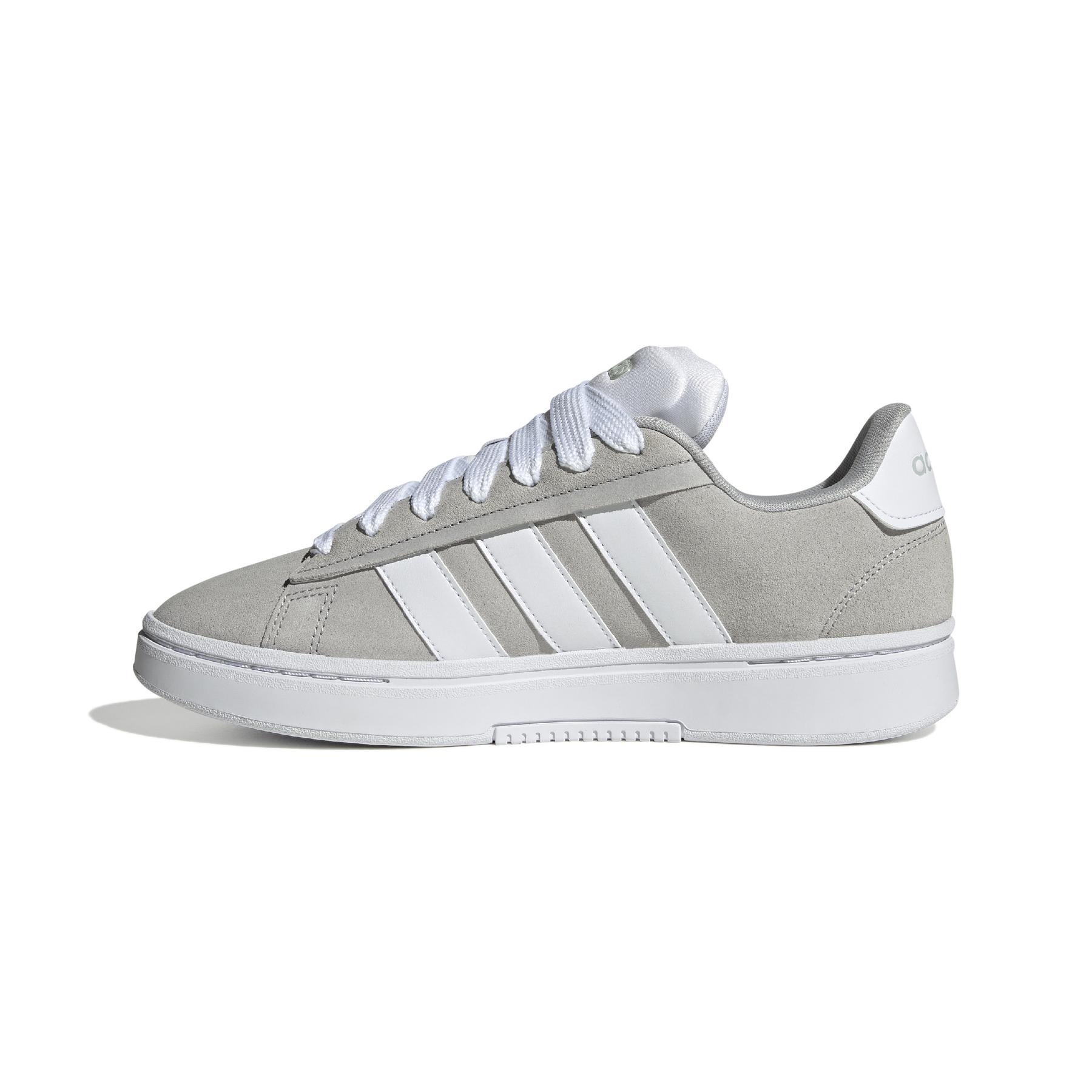 product/a/d/adidas_jh7234_5_footwear_photography_side_medial_center_view_white-nw110824.jpg