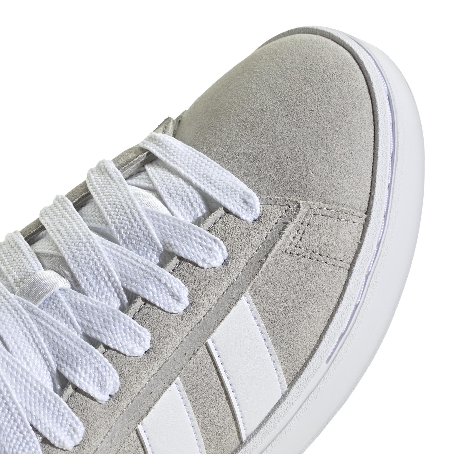product/a/d/adidas_jh7234_8_footwear_photography_detail_view_1_white-nw110824.jpg