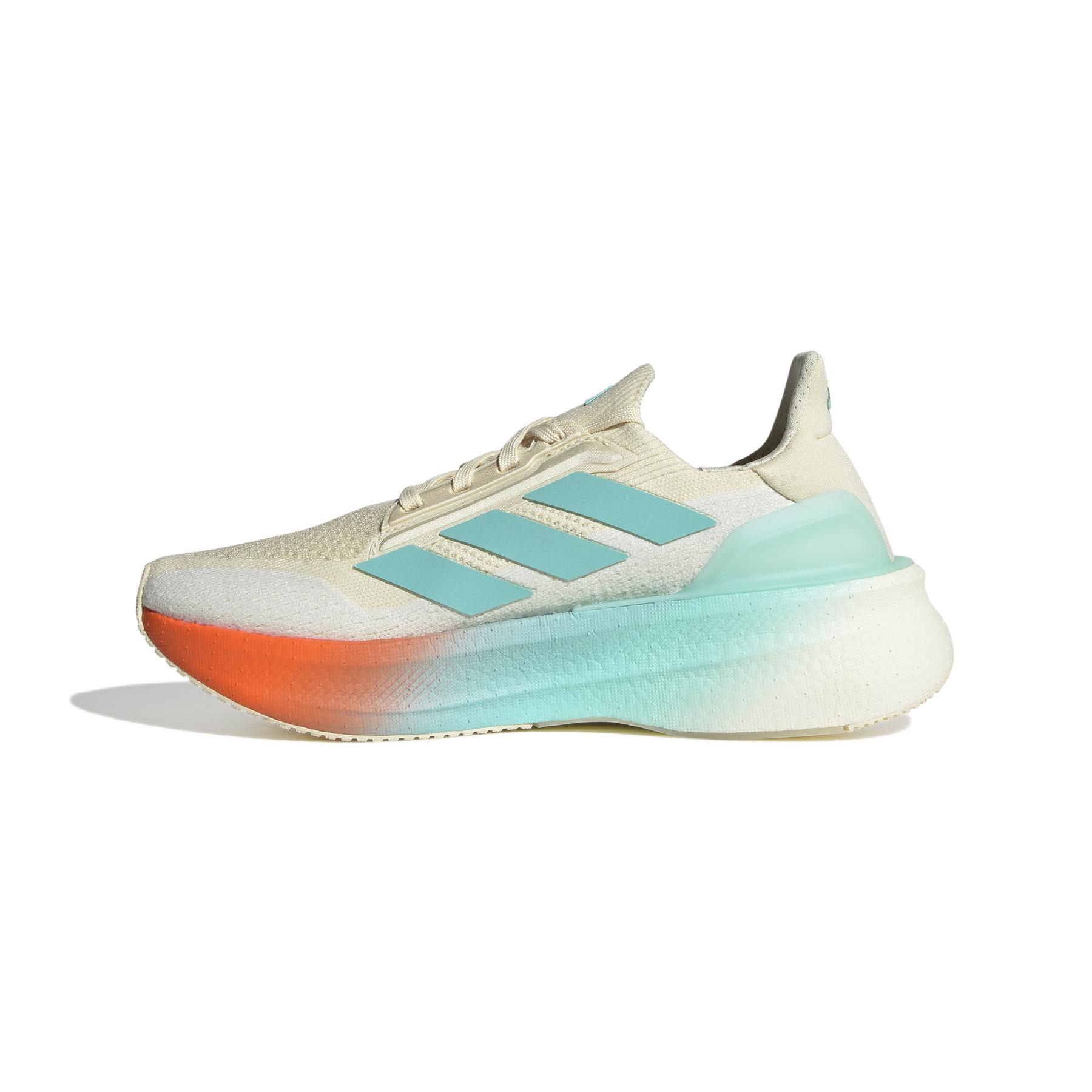 a/d/adidas_jh9019_5_footwear_photography_side_medial_center_view_white.jpg