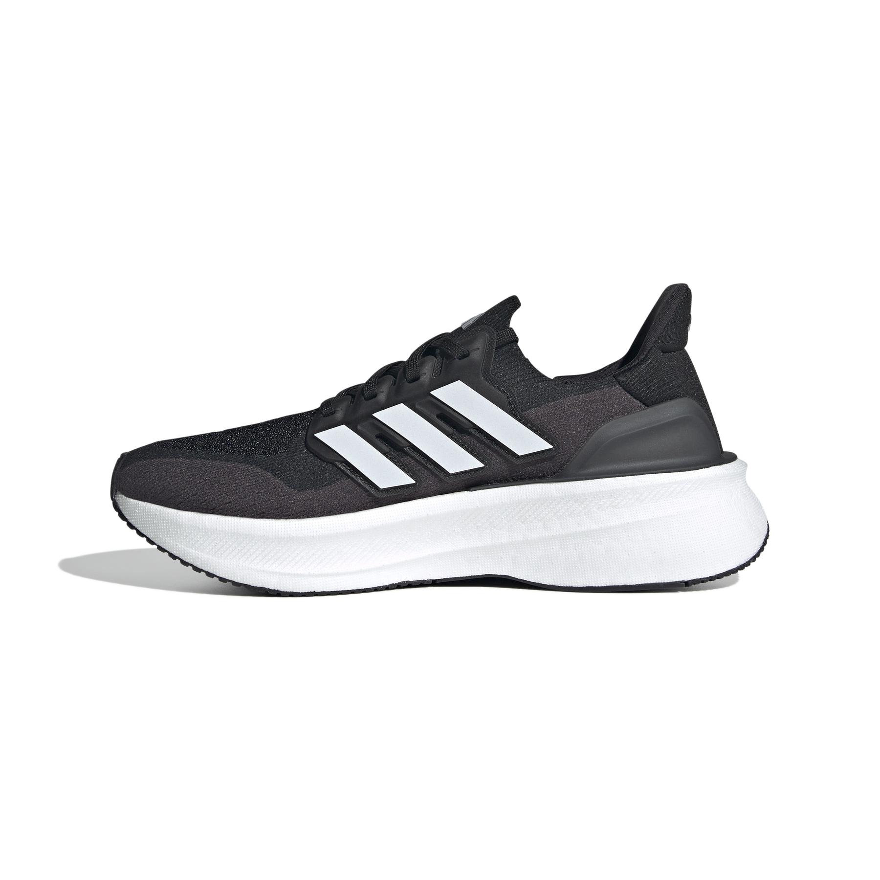 a/d/adidas_jh9634_5_footwear_photography_side_medial_center_view_white.jpg