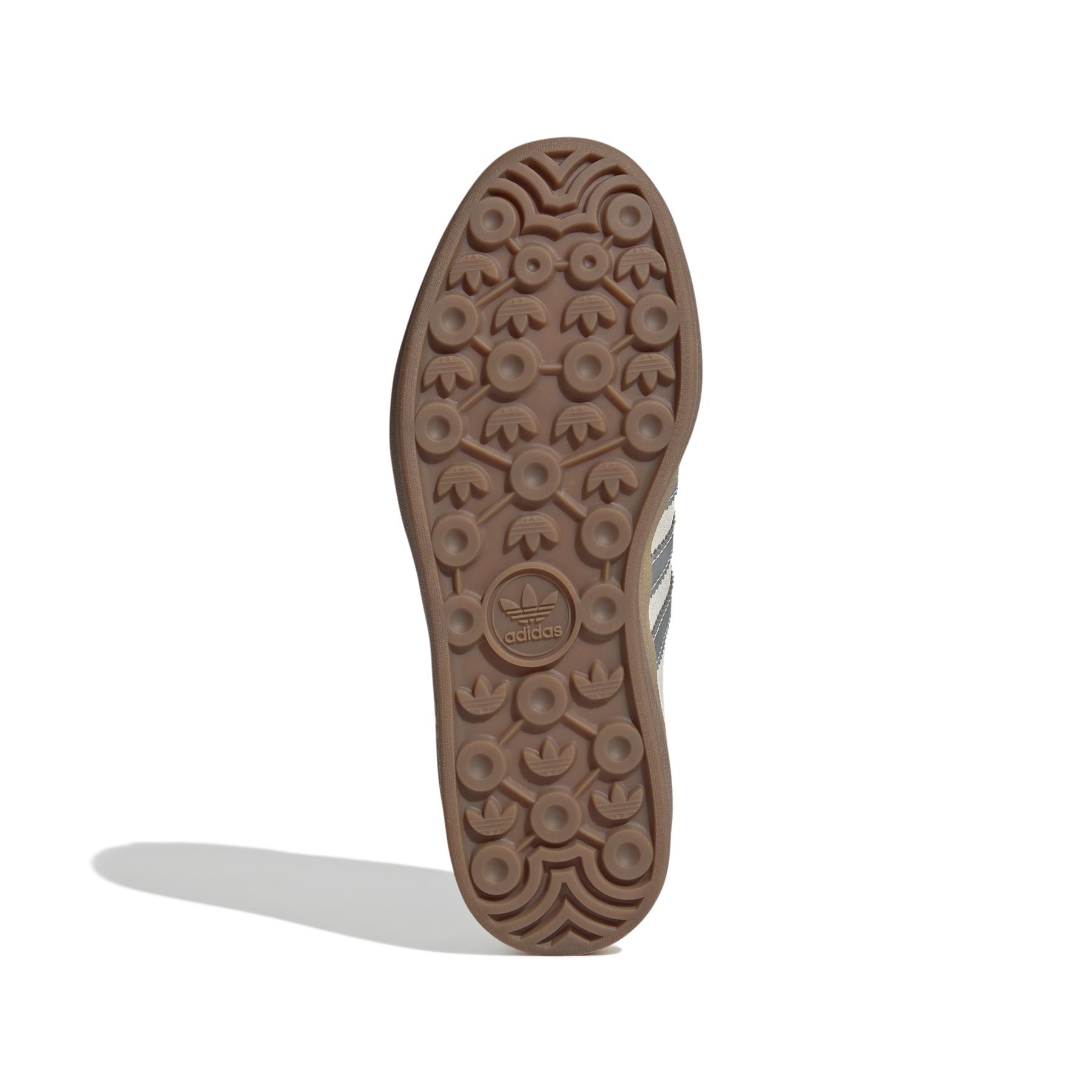product/a/d/adidas_ji0328_4_footwear_photography_bottom_view_white.jpg