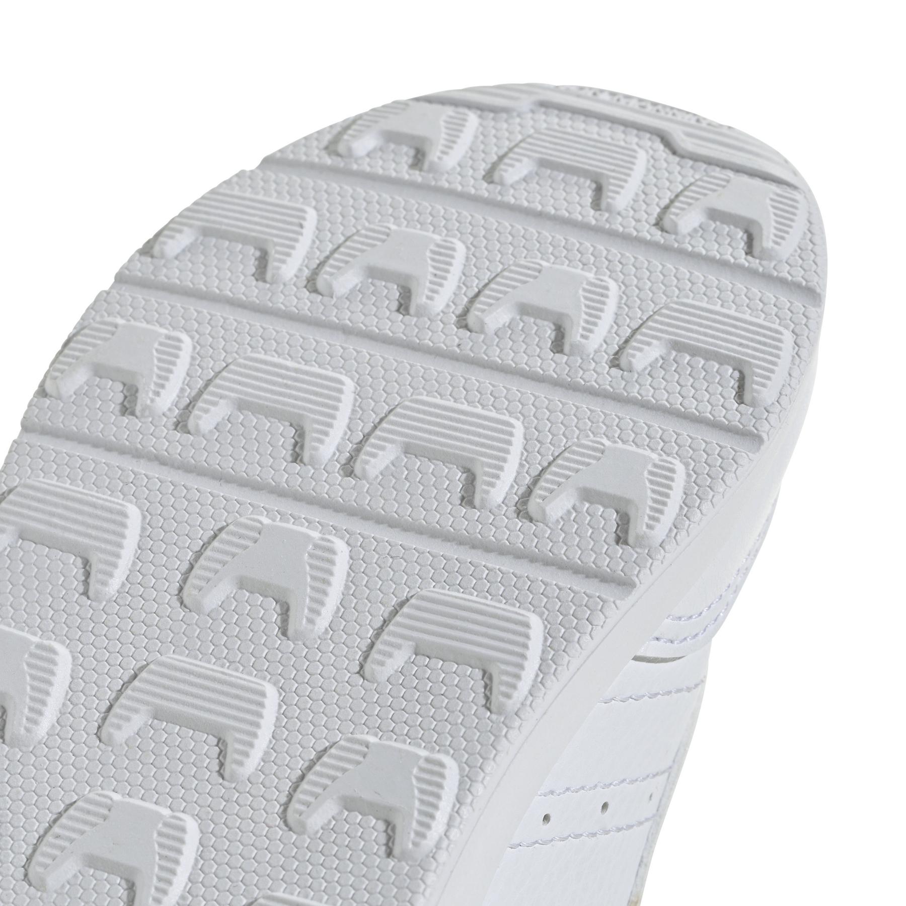 product/a/d/adidas_ji1050_8_footwear_photography_detail_view_1_white.jpg