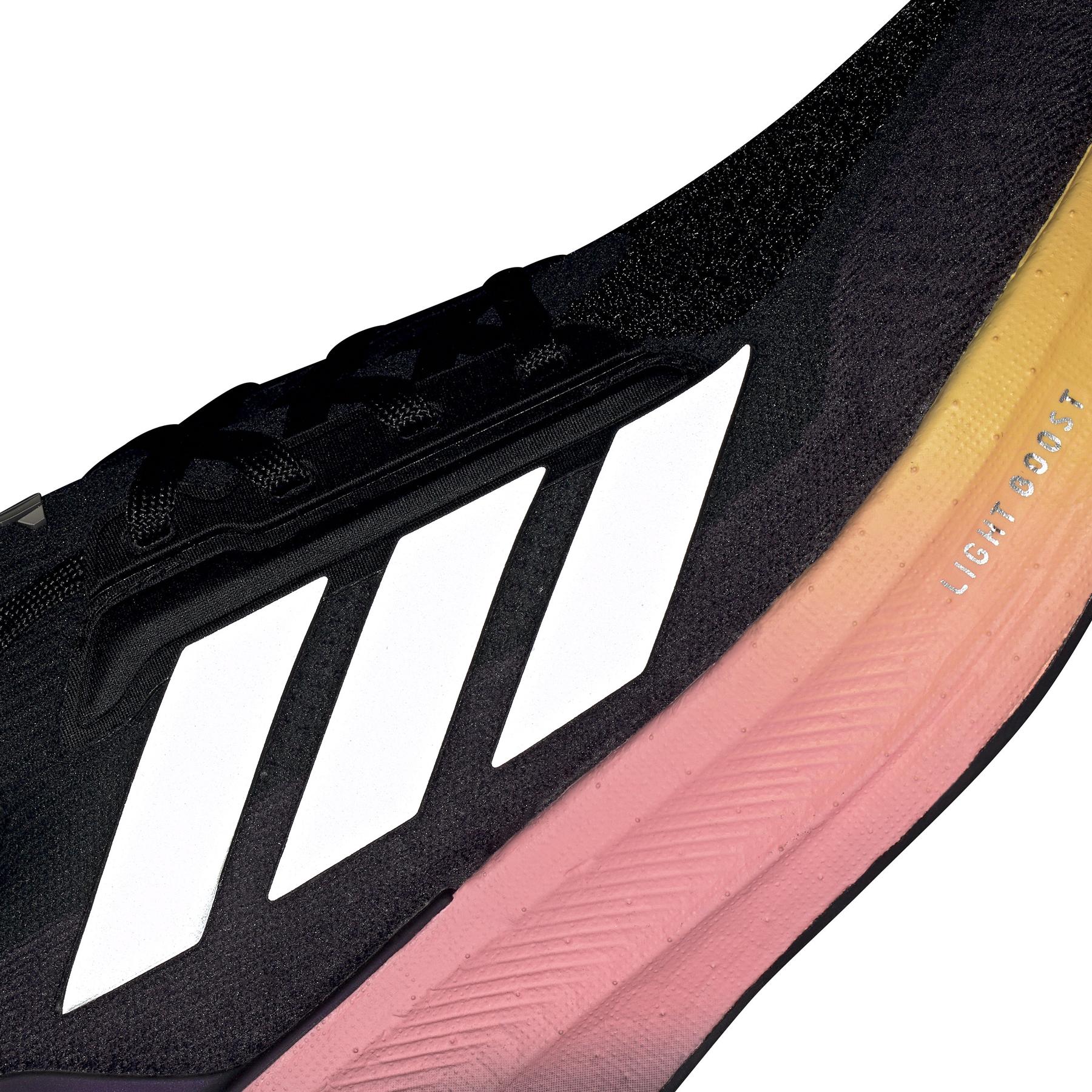 a/d/adidas_ji1332_12_footwear_photography_reflective_detail_white.jpg