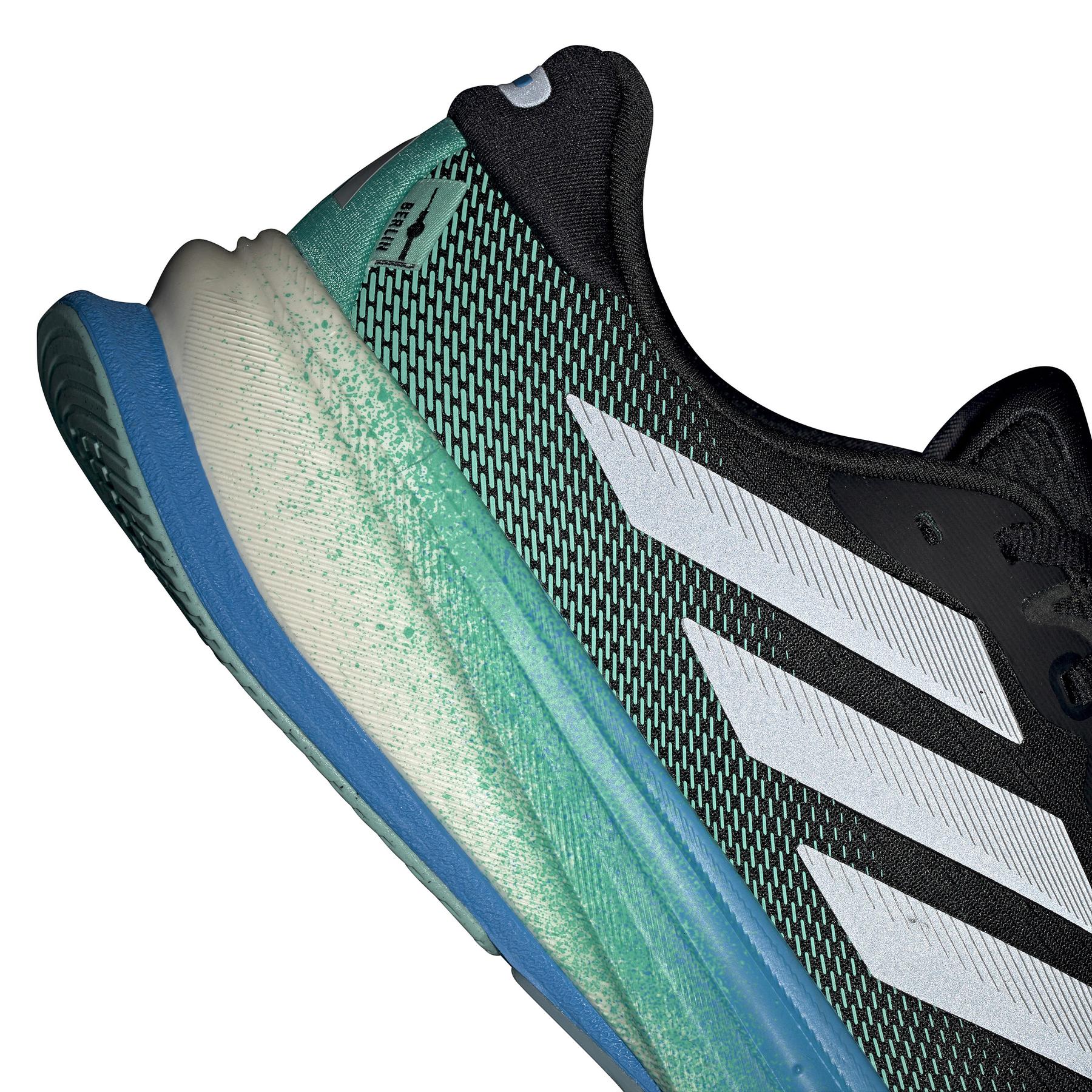 a/d/adidas_ji1408_12_footwear_photography_reflective_detail_white.jpg