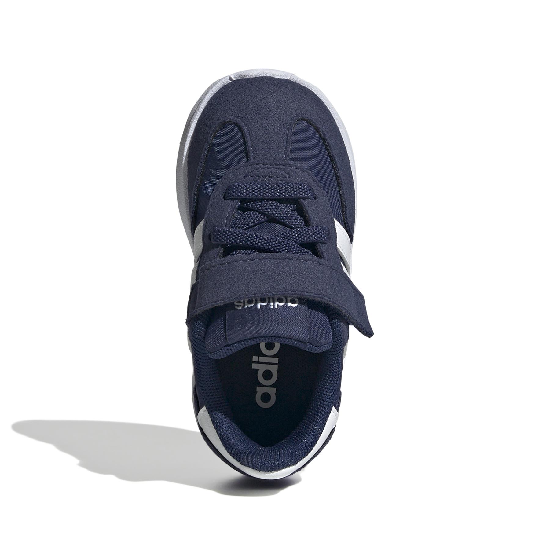 product/a/d/adidas_ji2268_3_footwear_photography_top_portrait_view_white.jpg