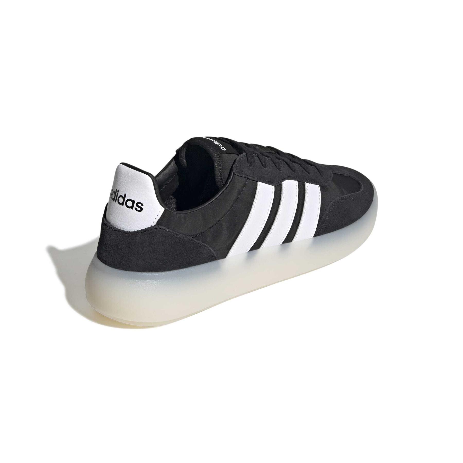 product/a/d/adidas_ji2316_7_footwear_photography_back_lateral_top_view_white-nw091625.jpg