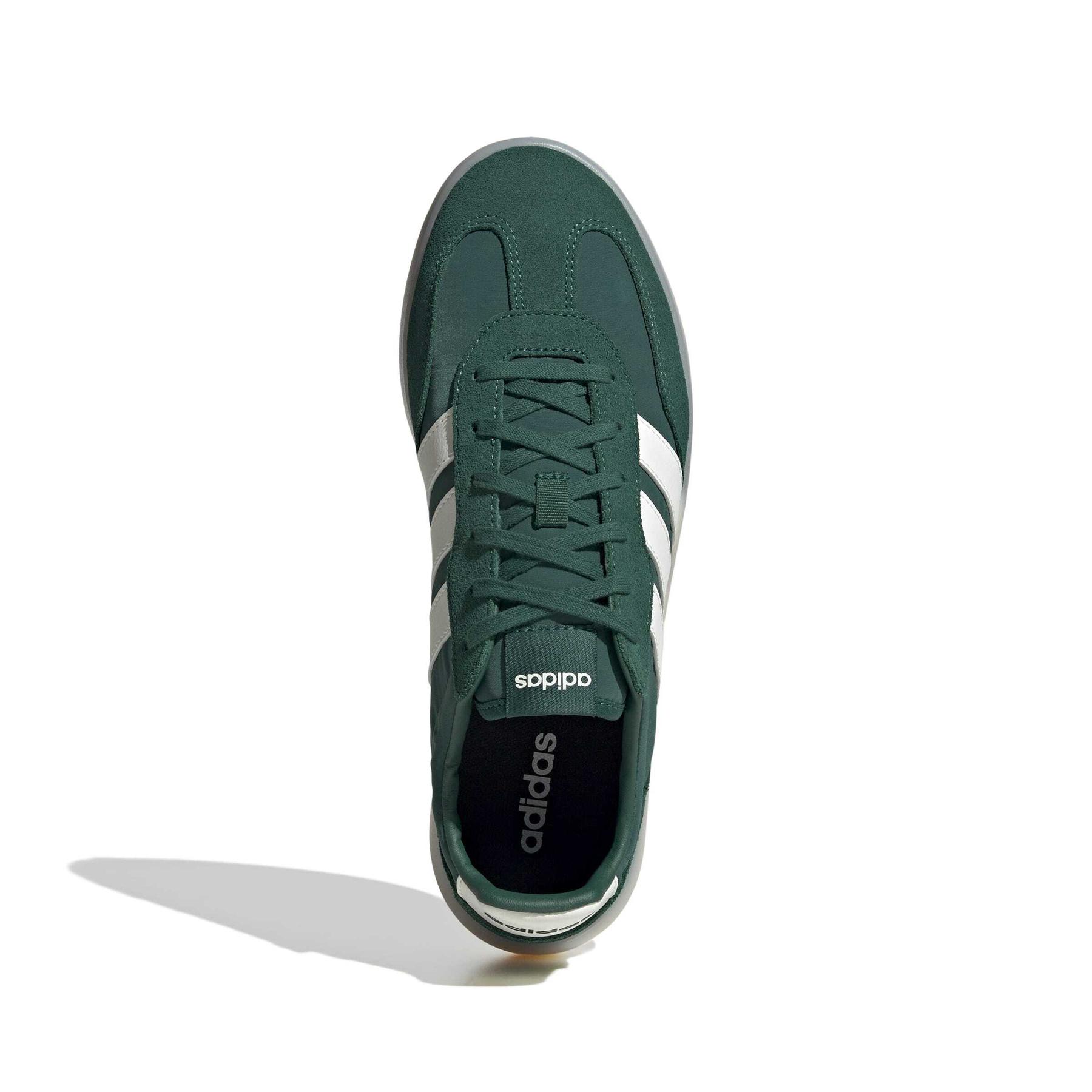 product/a/d/adidas_ji2318_3_footwear_photography_top_portrait_view_white-nw091625.jpg