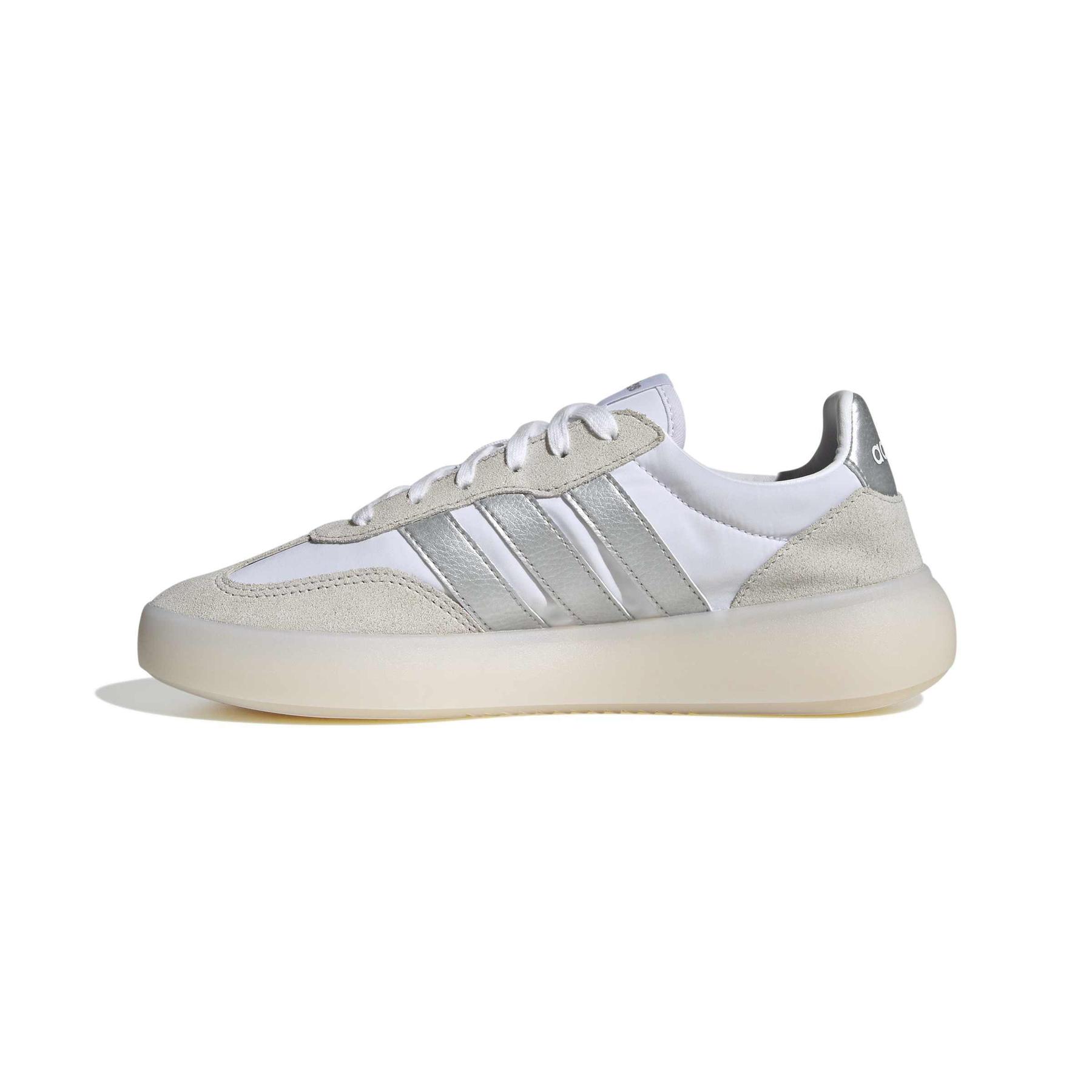 product/a/d/adidas_ji2321_5_footwear_photography_side_medial_center_view_white-nw091625.jpg