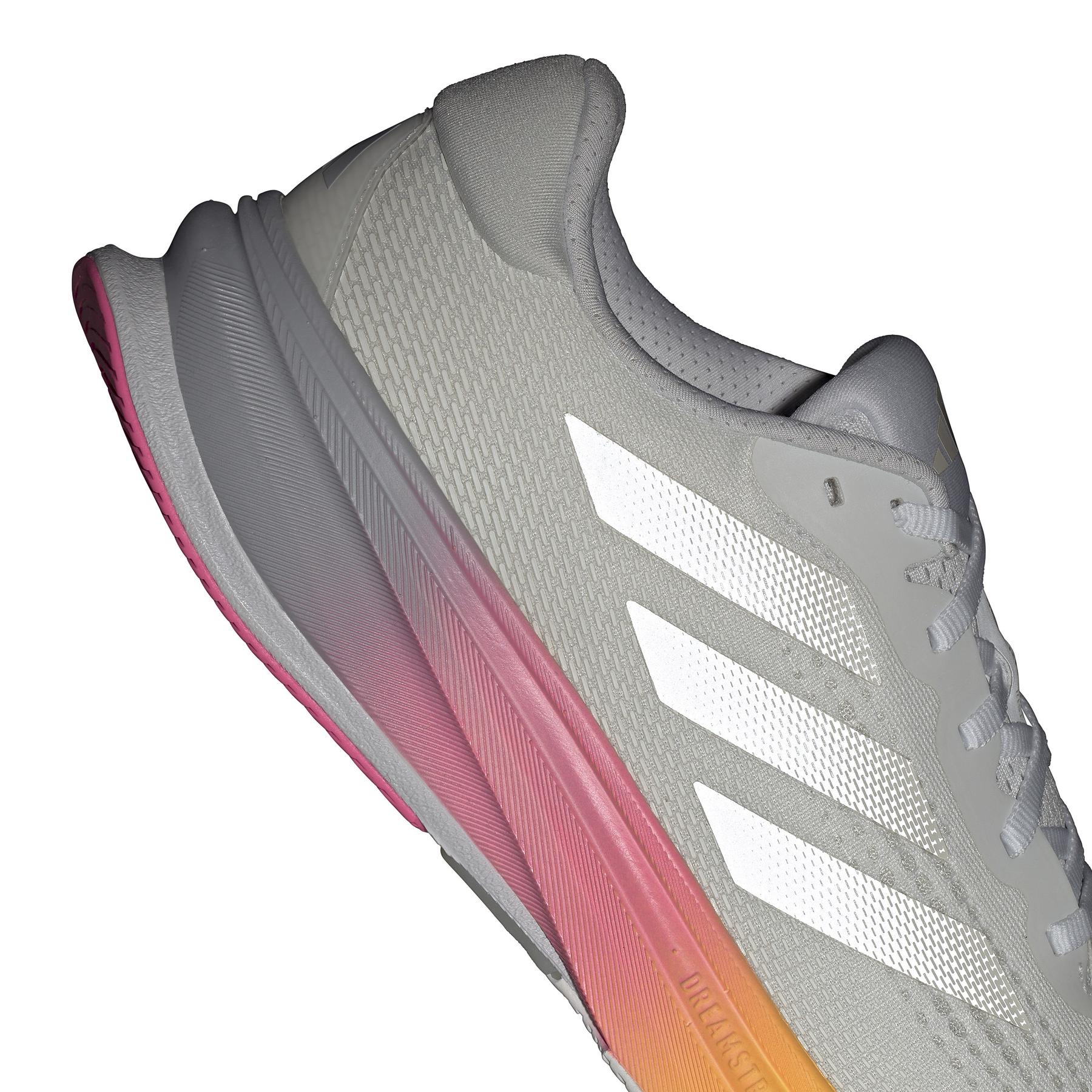 a/d/adidas_ji2867_12_footwear_photography_reflective_detail_white.jpg