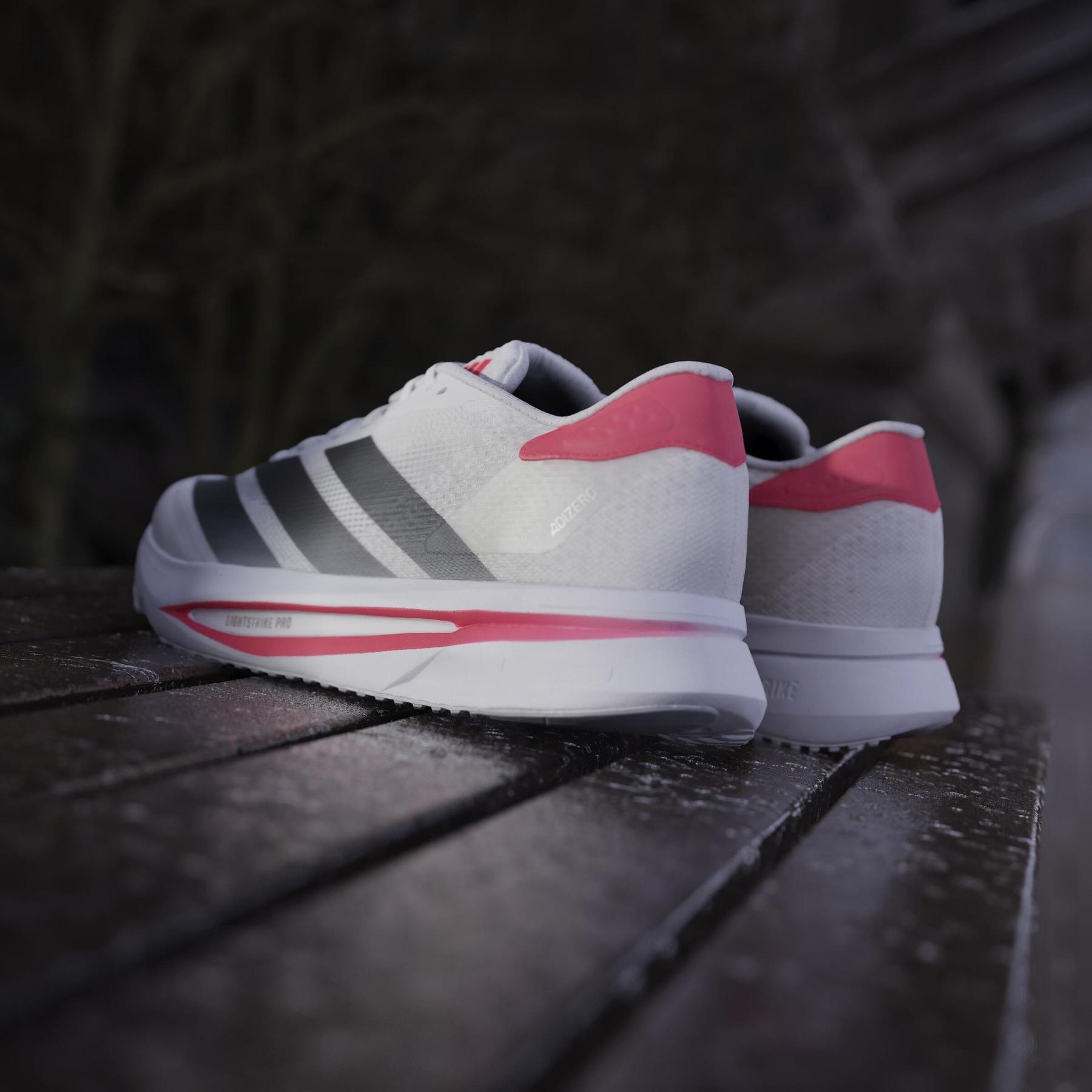 product/a/d/adidas_ji2983_ftwwht-cblack-lucred_16.jpg