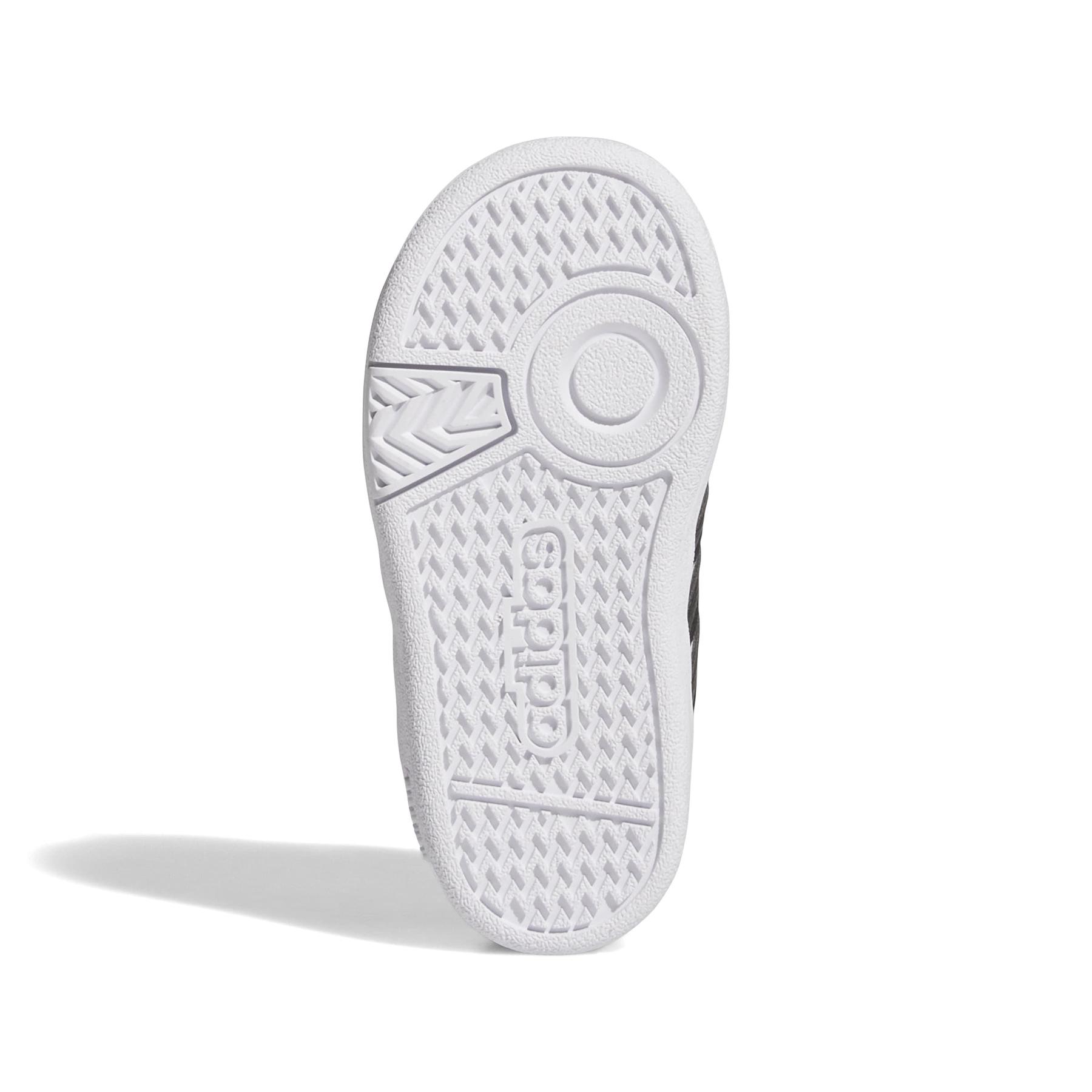product/a/d/adidas_ji3486_4_footwear_photography_bottom_view_white-nw091625.jpg
