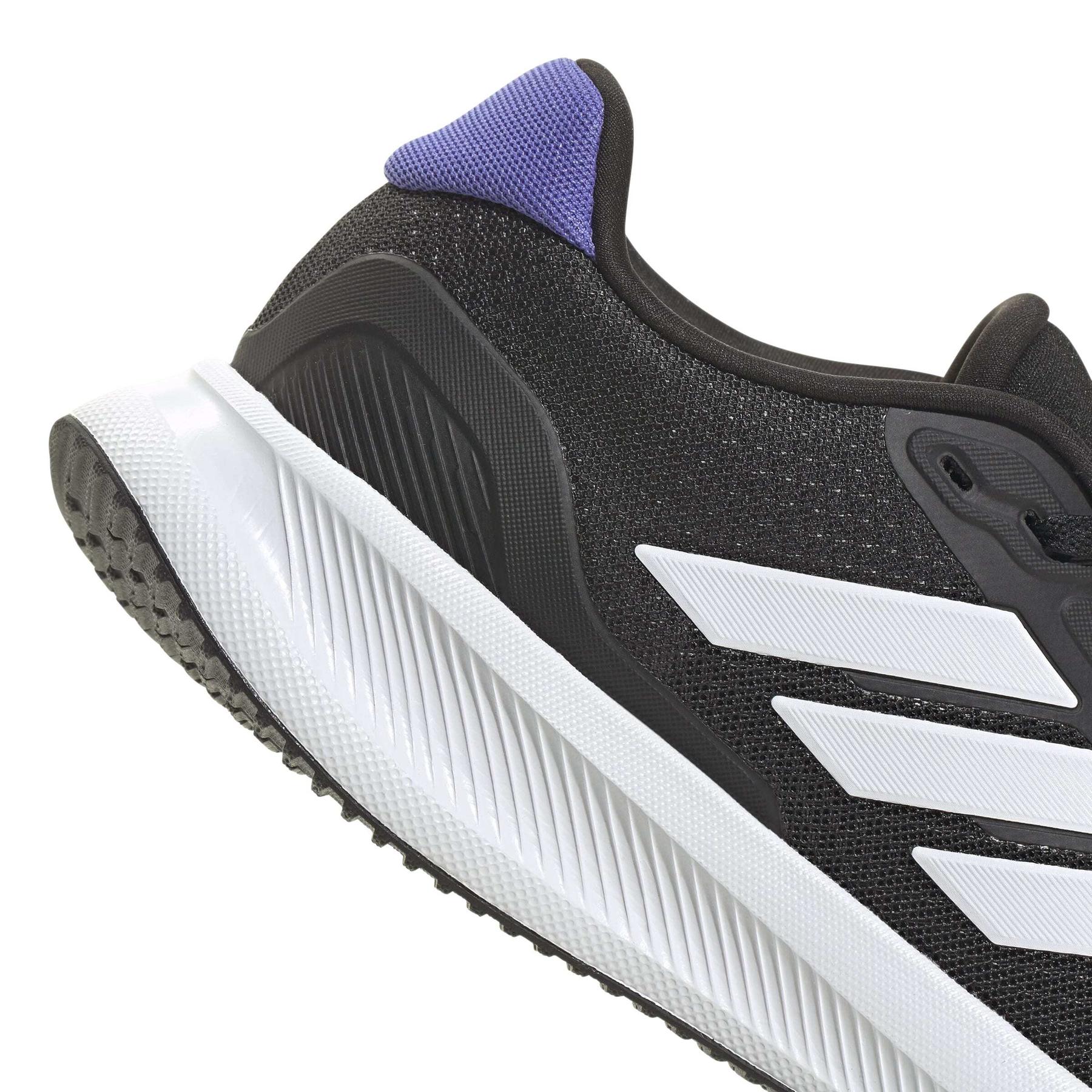 product/a/d/adidas_ji3973_8_footwear_photography_detail_view_1_white-nw091625.jpg
