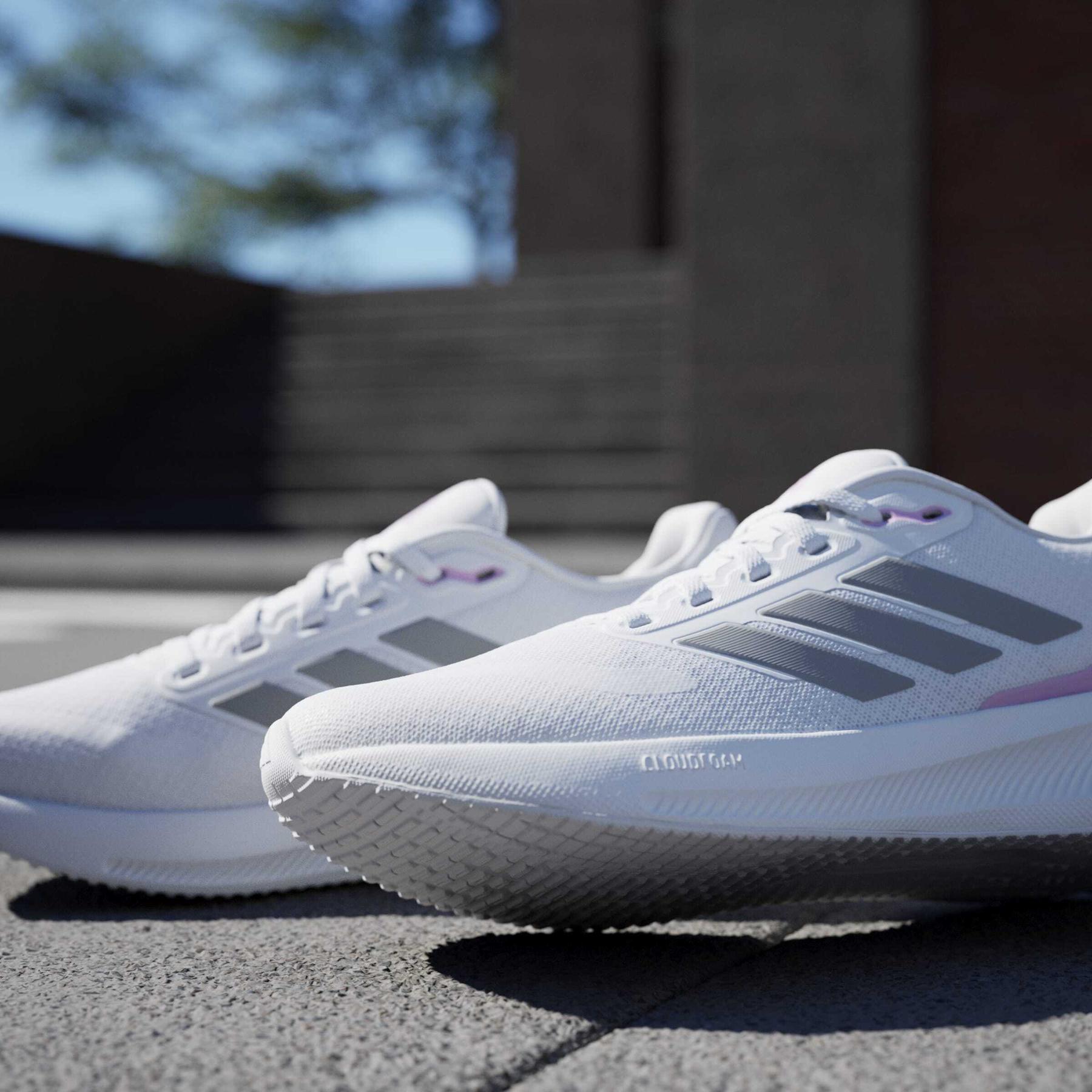 product/a/d/adidas_ji3981_21_footwear_photography_heromrktng_view_9-nw091625.jpg