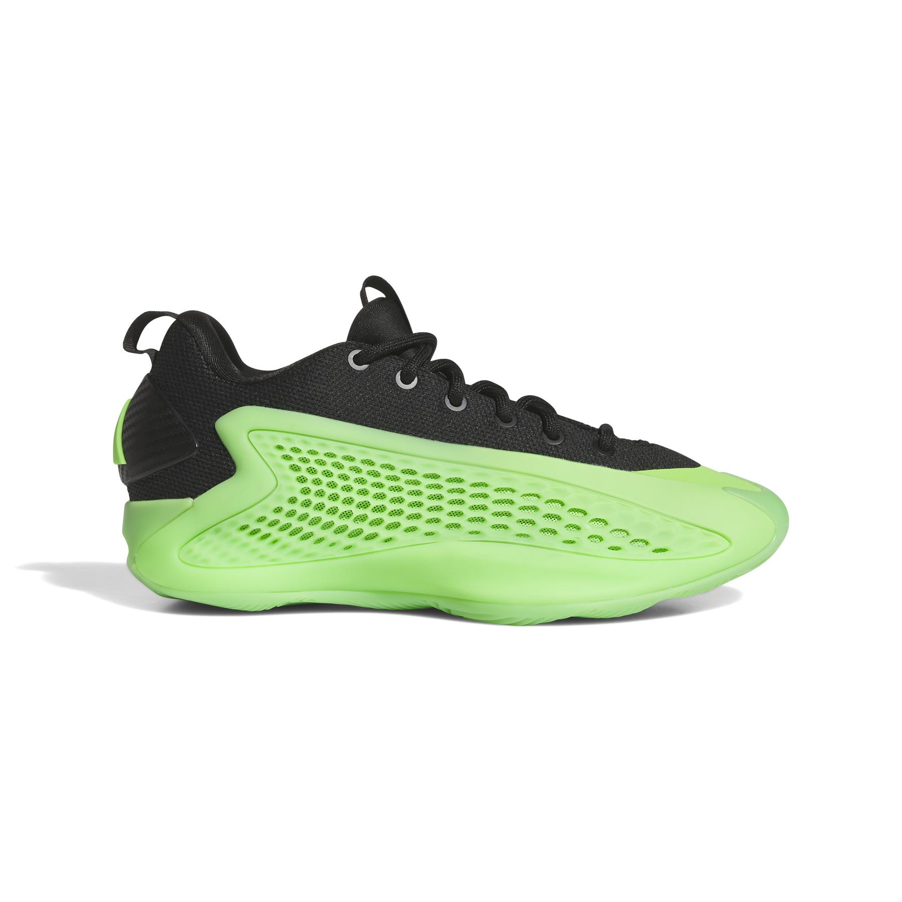 product/a/d/adidas_ji4073_1_footwear_photography_side_lateral_center_view_white-nw091625.jpg