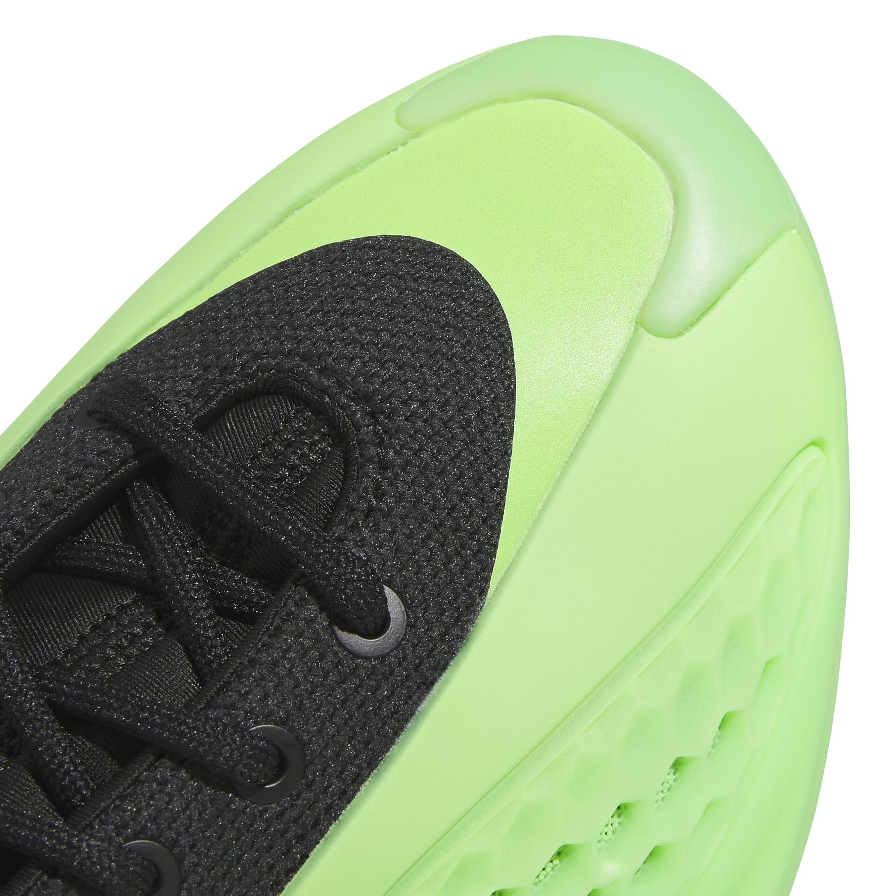 product/a/d/adidas_ji4073_8_footwear_photography_detail_view_1_white-nw091625.jpg