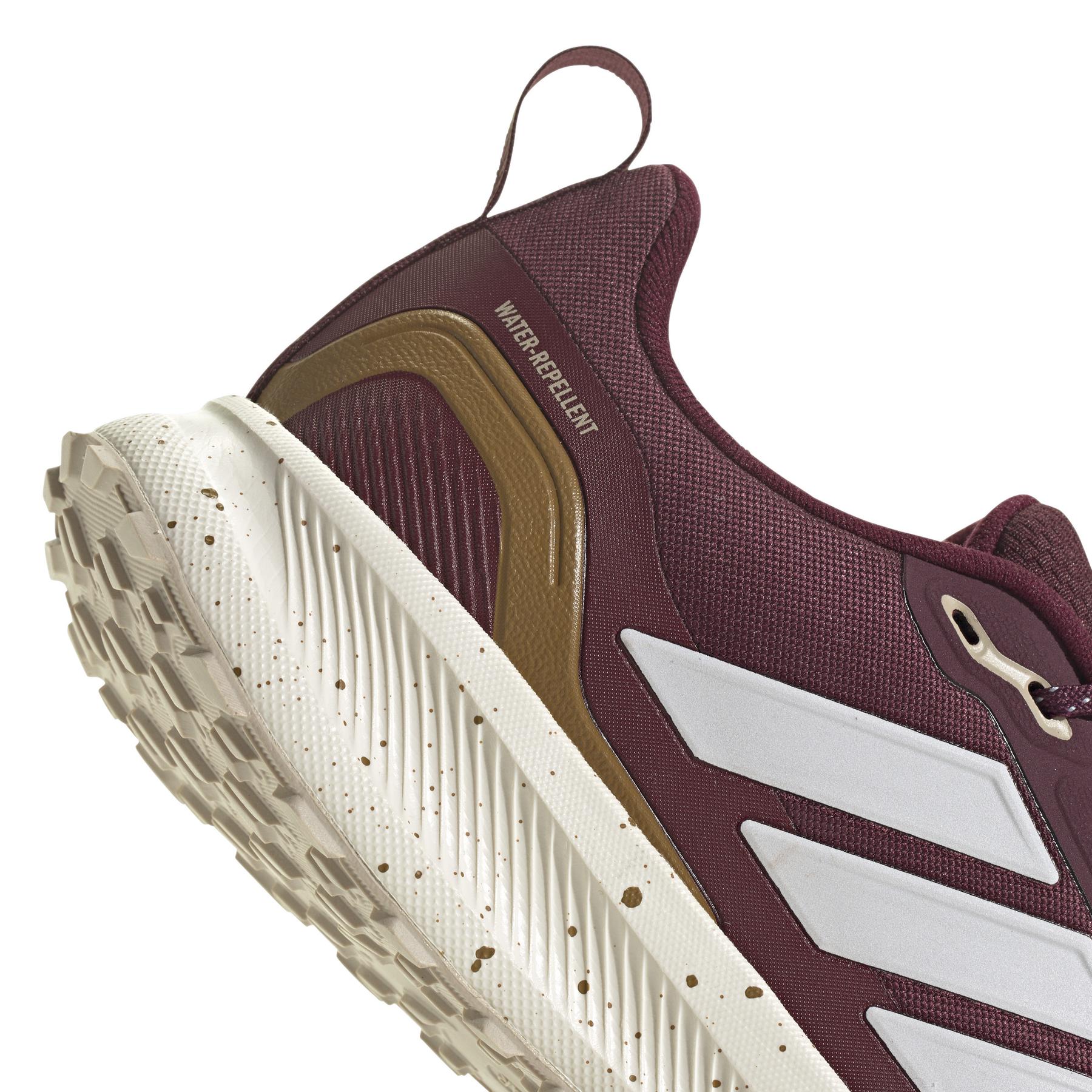 a/d/adidas_ji4085_8_footwear_photography_detail_view_1_white.jpg