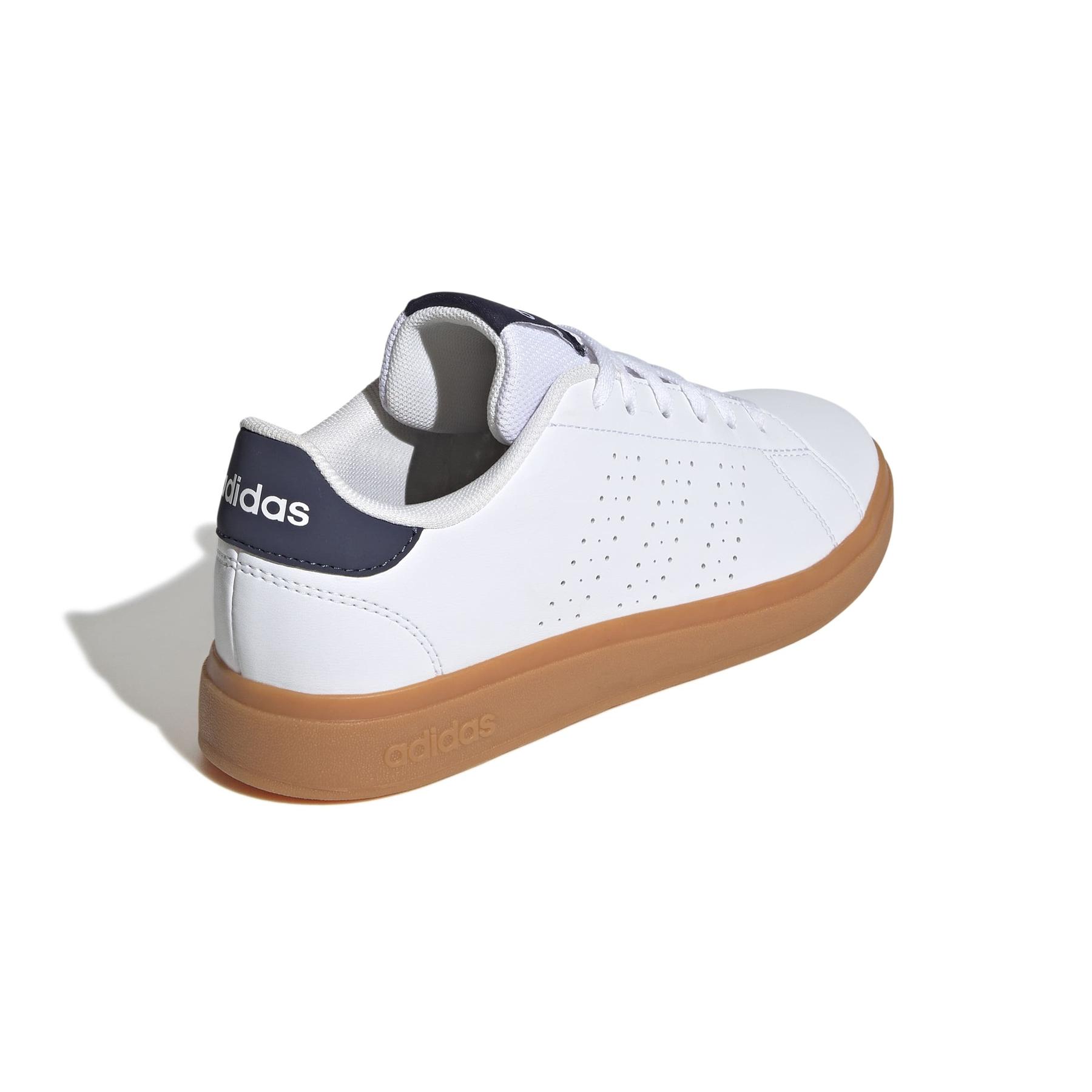product/a/d/adidas_ji4190_7_footwear_photography_back_lateral_top_view_white-nw091625.jpg