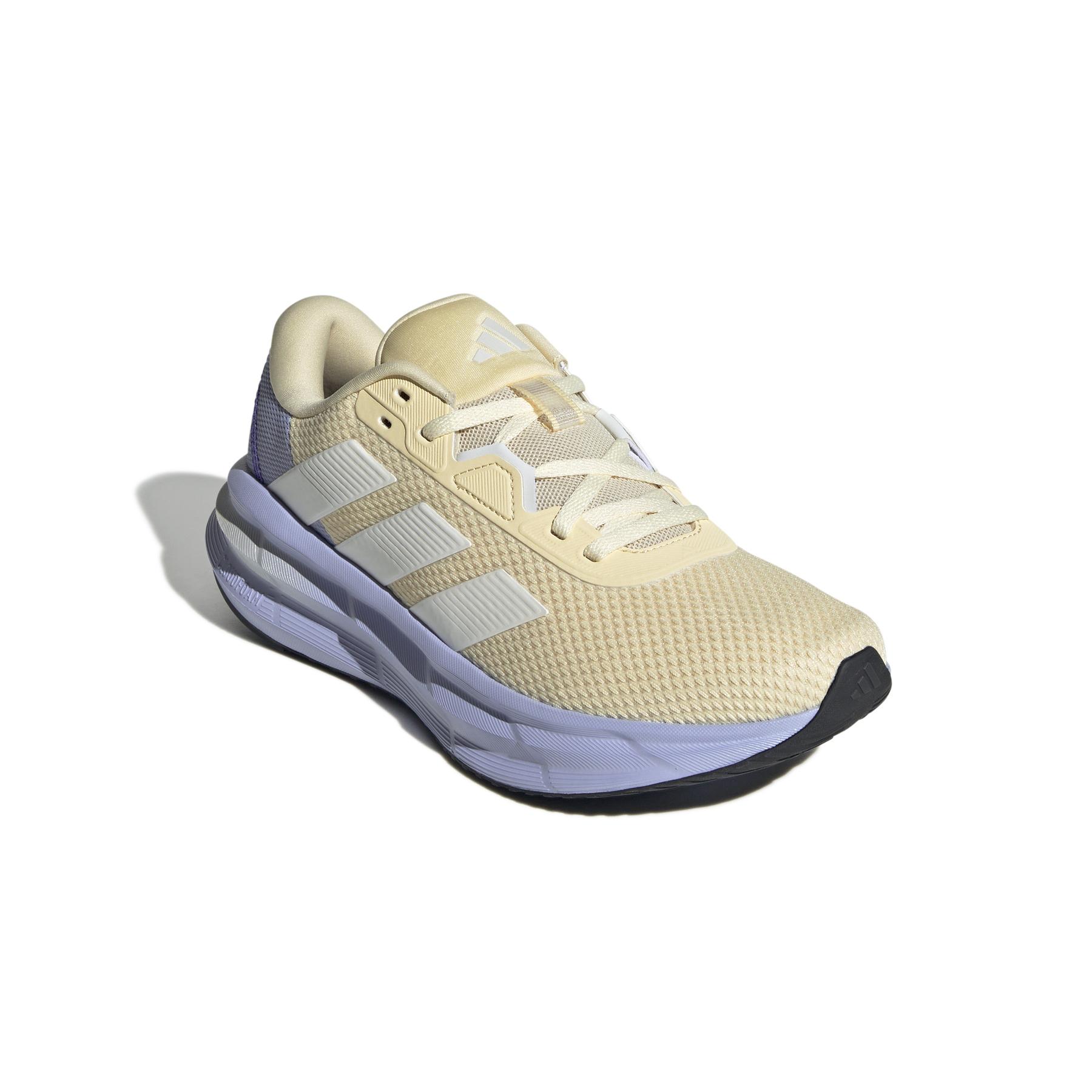 a/d/adidas_ji4606_6_footwear_photography_front_lateral_top_view_white.jpg