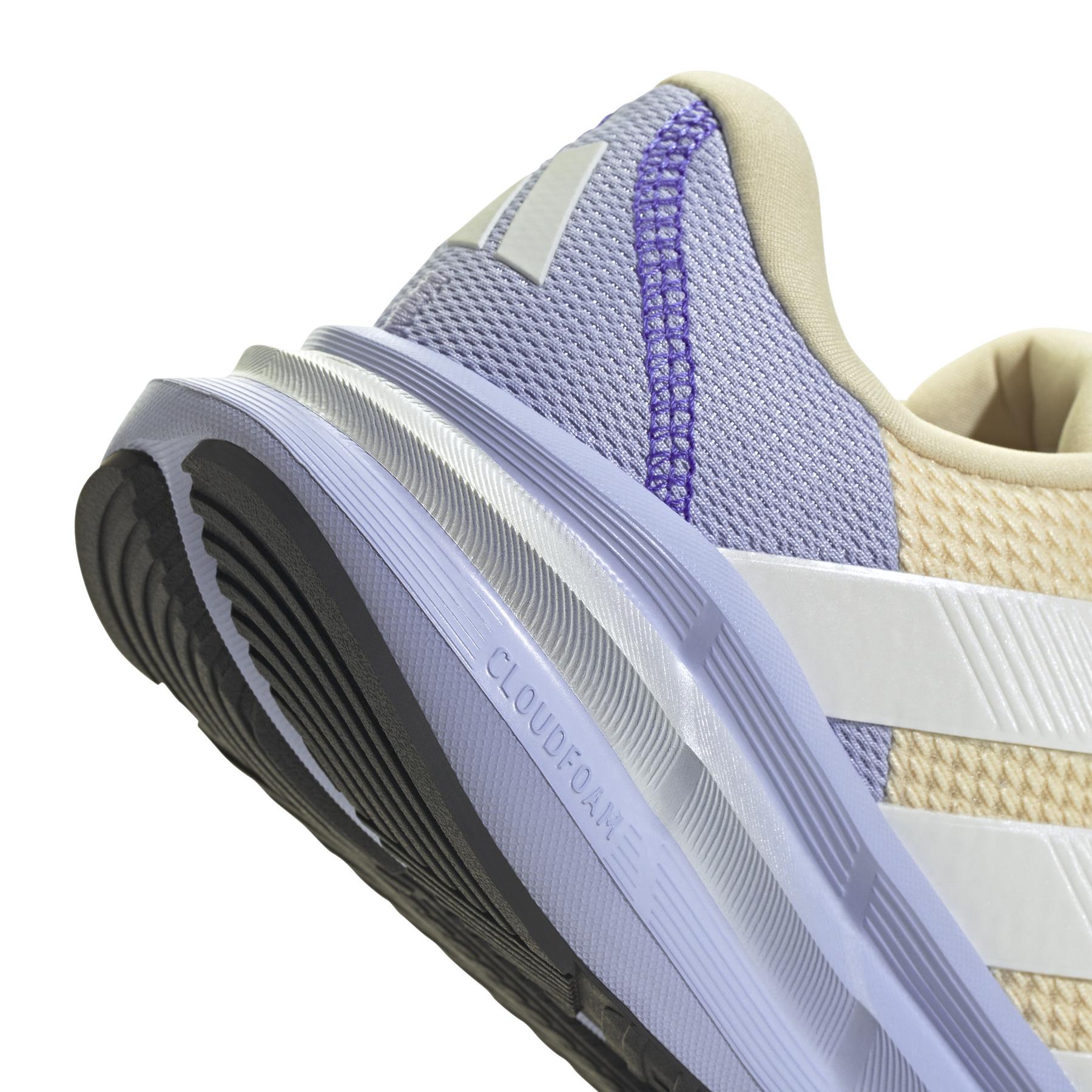 a/d/adidas_ji4606_9_footwear_photography_detail_view_2_white.jpg