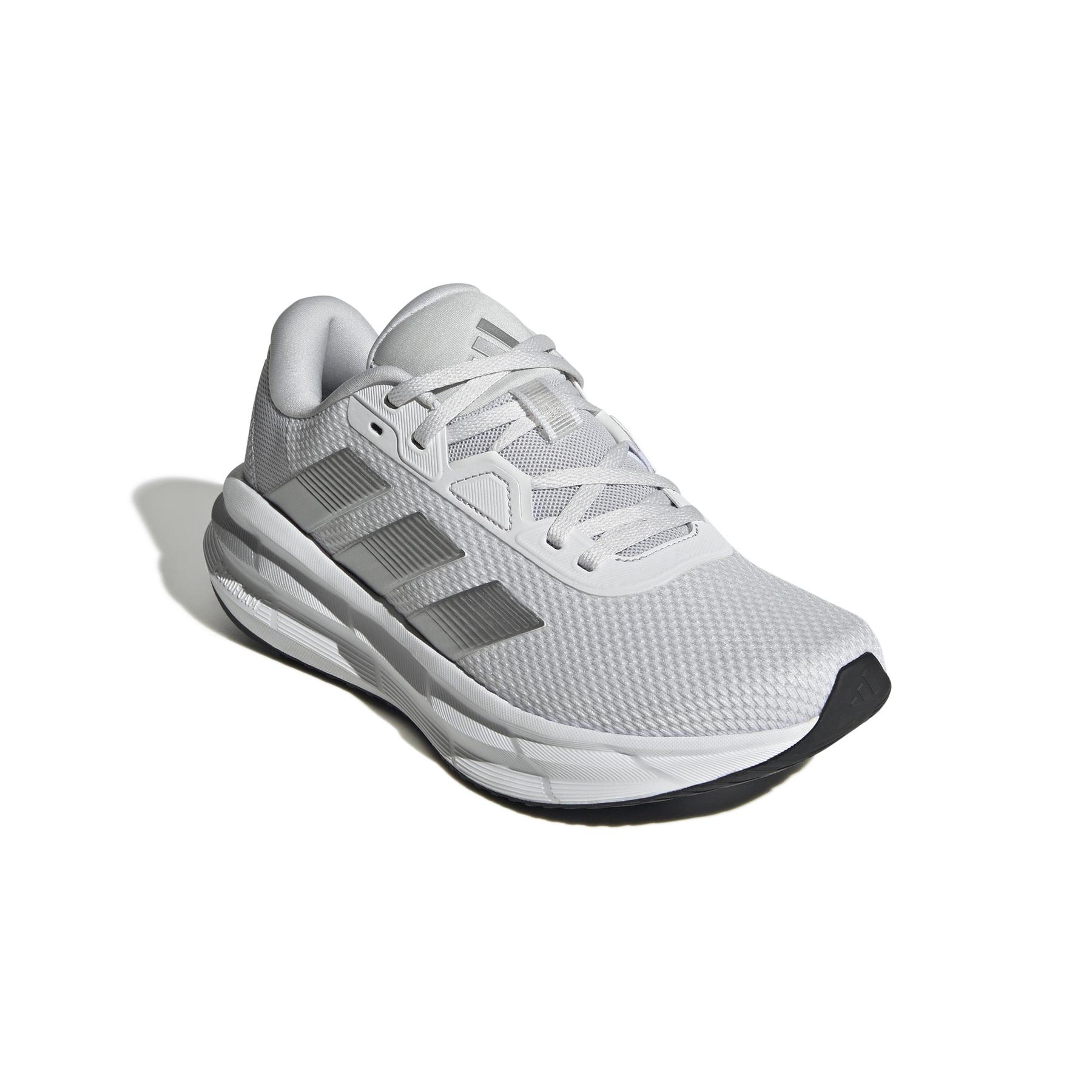 product/a/d/adidas_ji4608_6_footwear_photography_front_lateral_top_view_white-nw091625.jpg