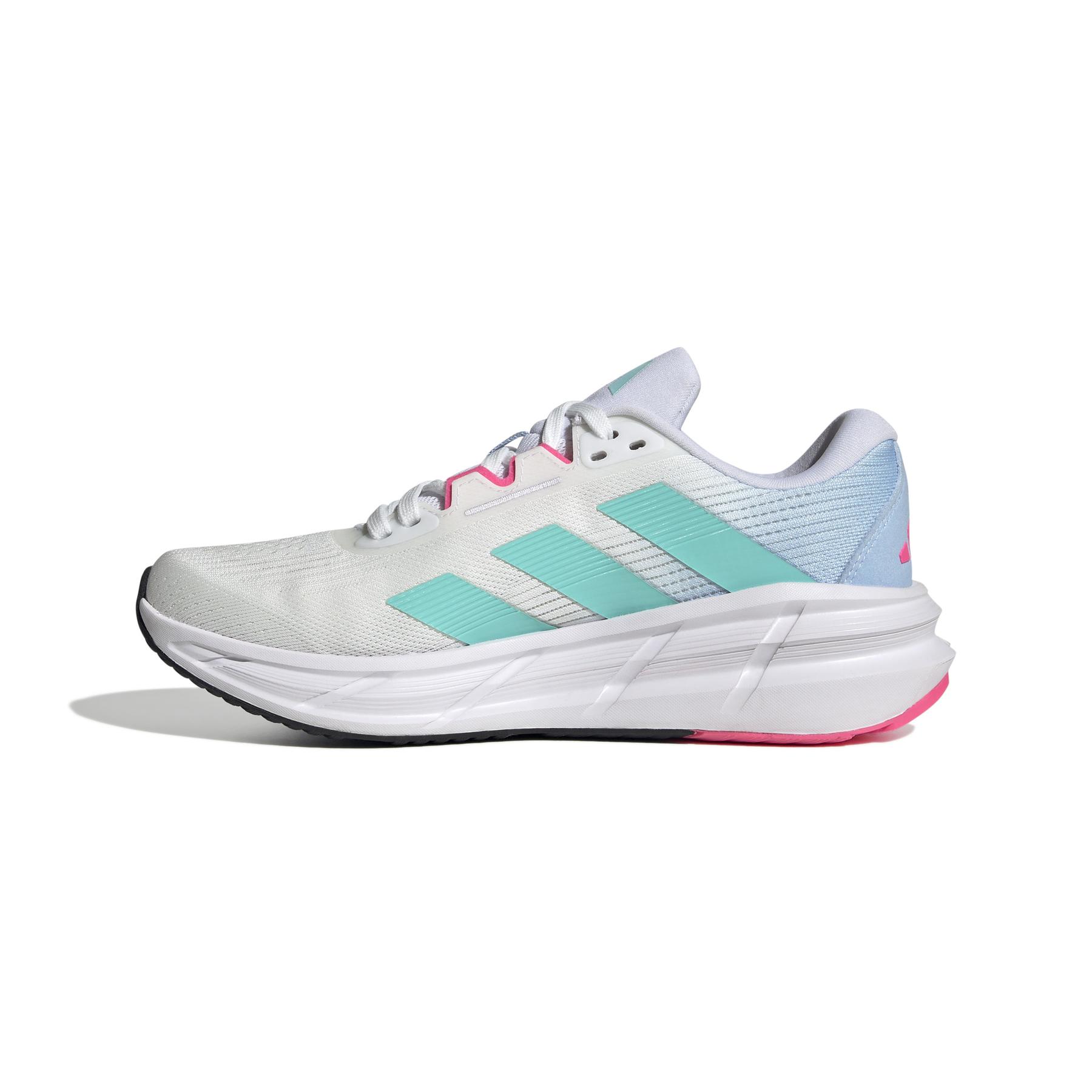 product/a/d/adidas_ji4609_5_footwear_photography_side_medial_center_view_white-nw091625.jpg