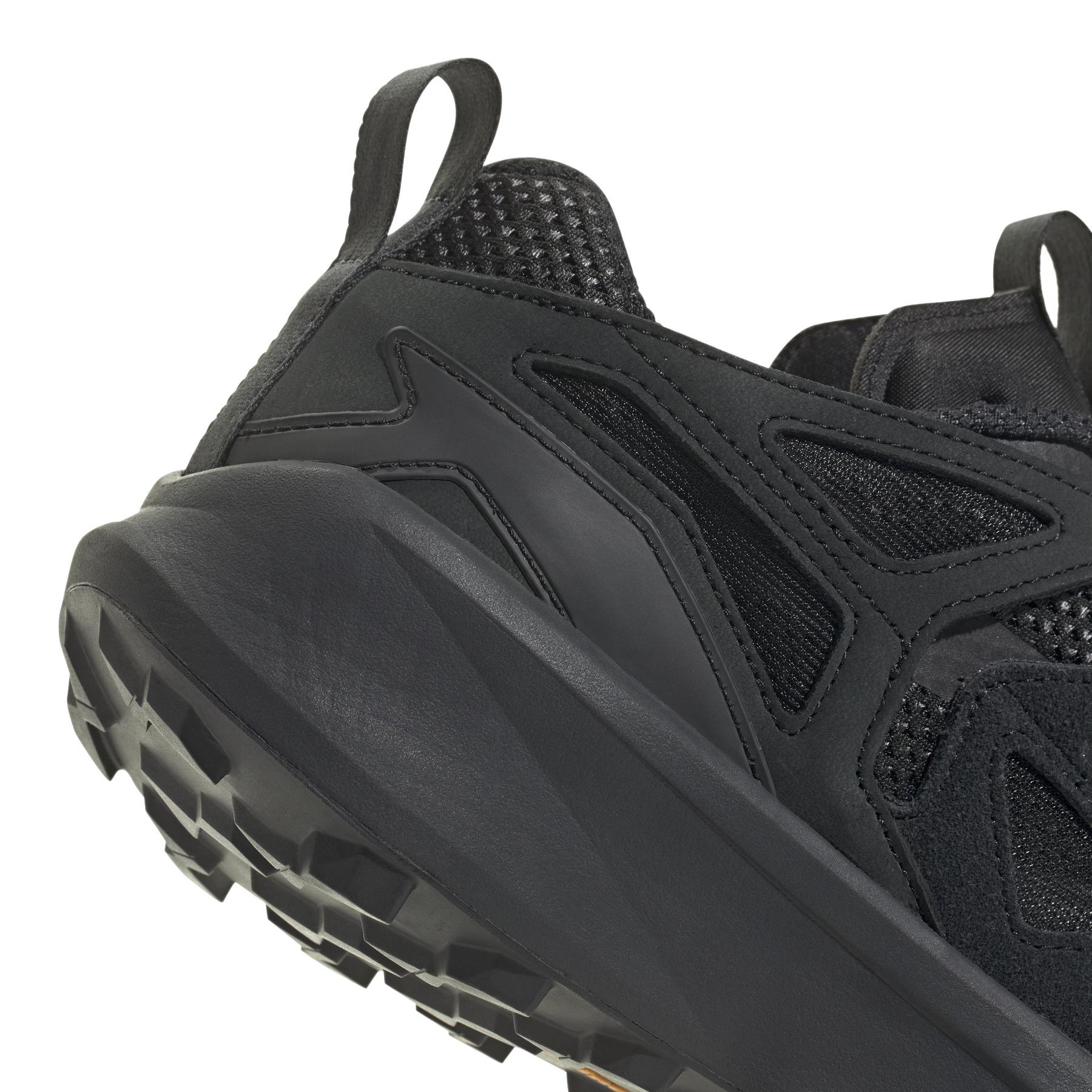 product/a/d/adidas_ji4818_9_footwear_photography_detail_view_2_white.jpg